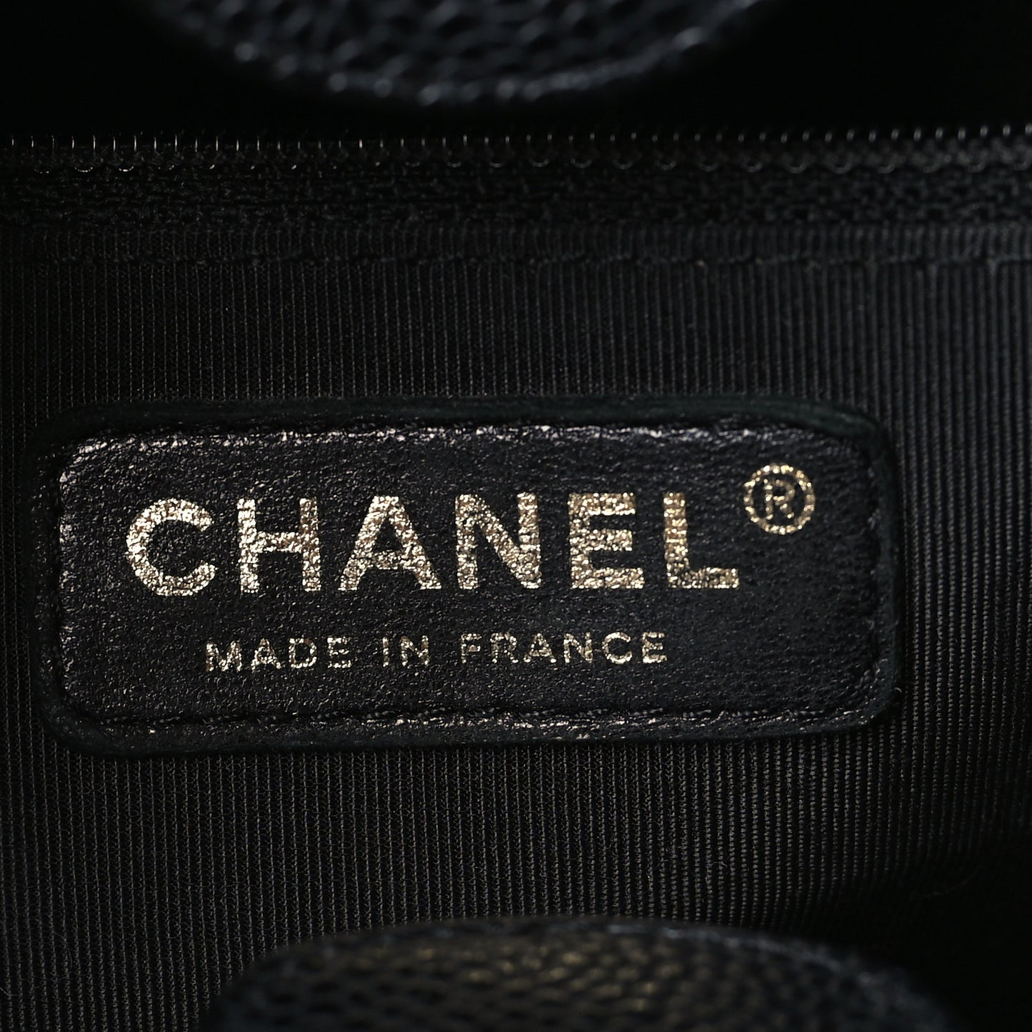 Caviar Quilted Petit Shopping Tote PST Black