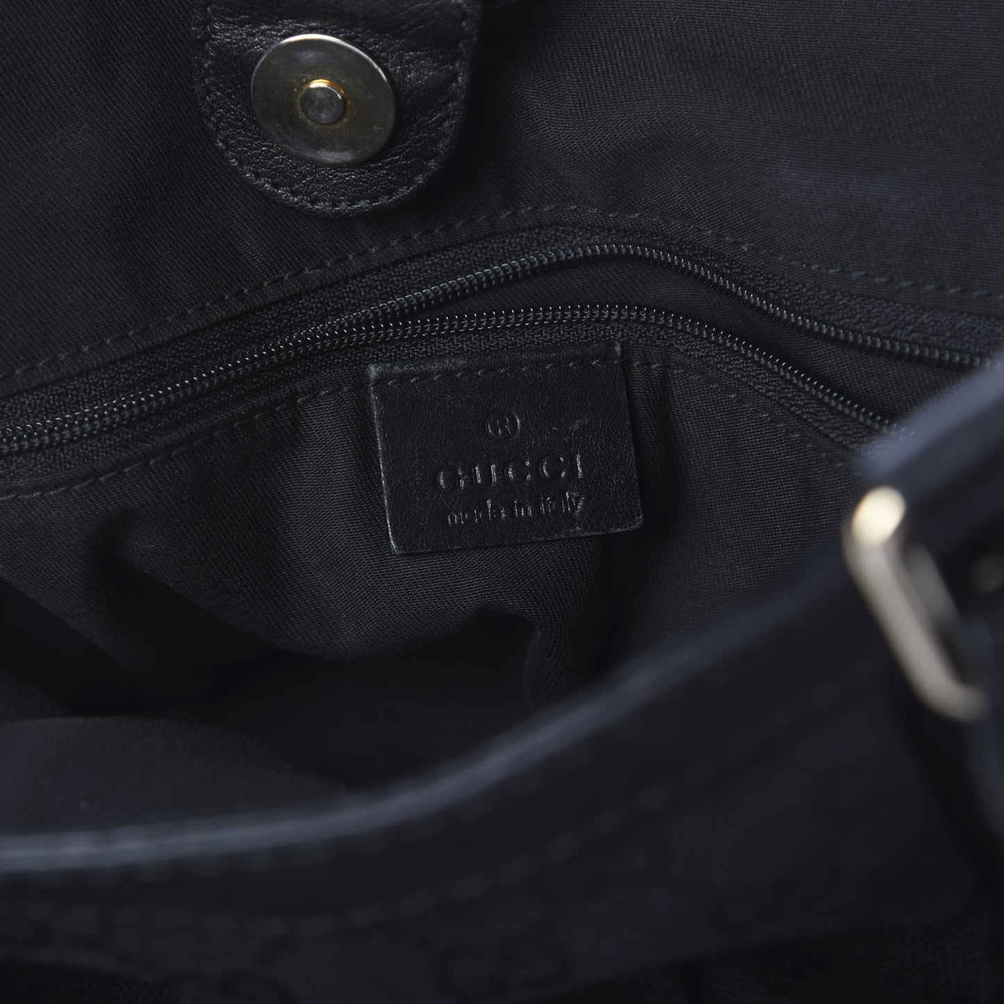 Monogram Medium Sukey Black