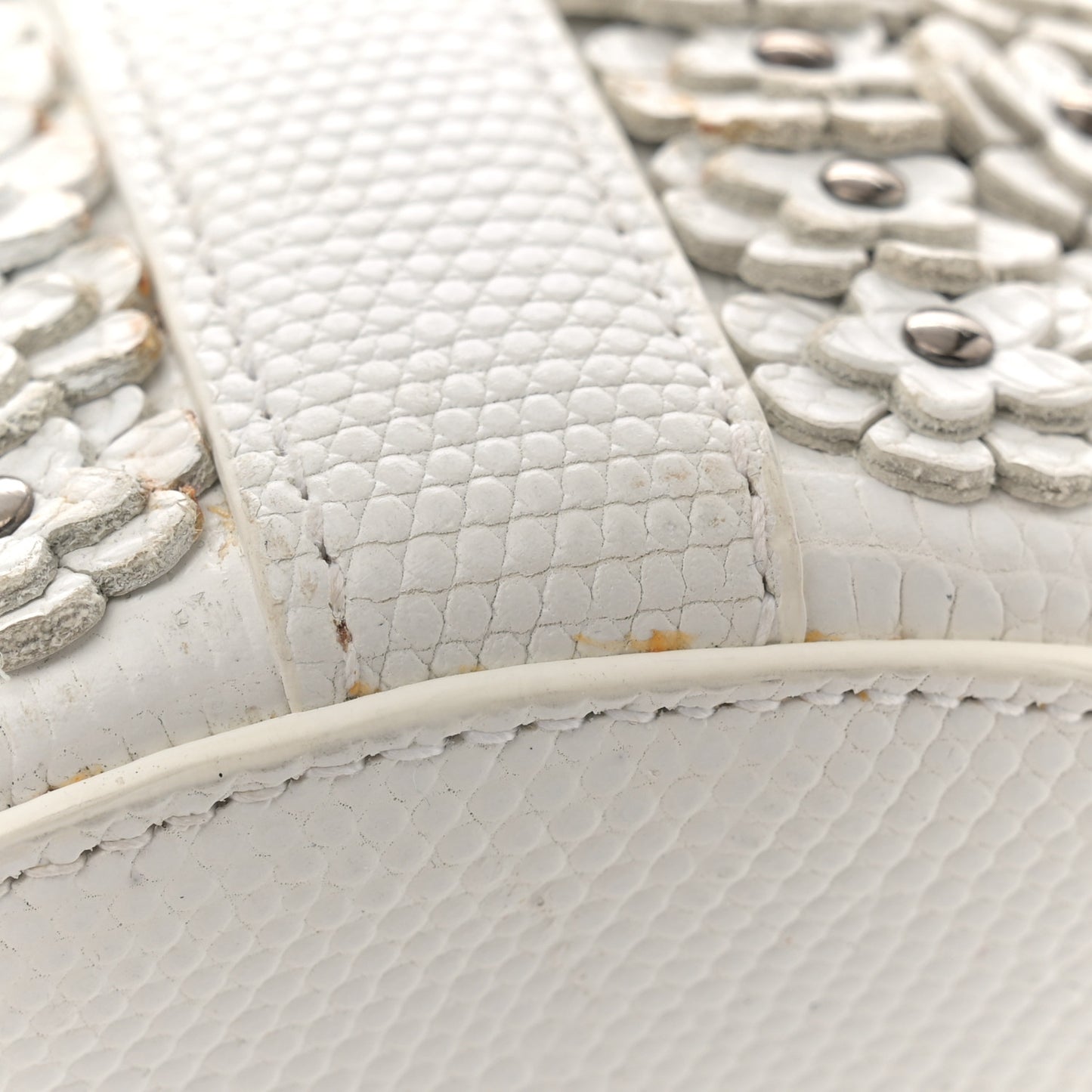 Lizard Embossed Calfskin Flower Applique Bucket Bag White