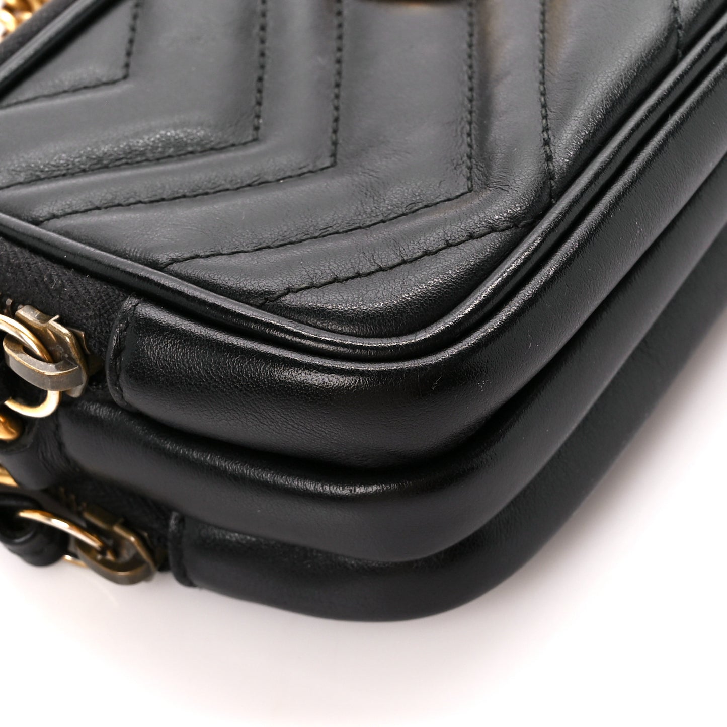 Calfskin Matelasse Mini GG Marmont Chain Crossbody Bag Black
