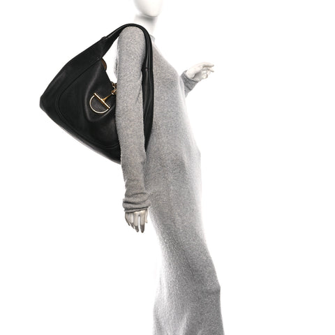 Grained Calfskin Softbit Maxi Shoulder Bag Black