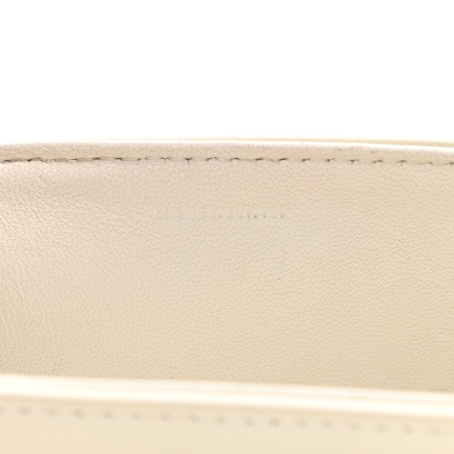 Satinated Calfskin Besace Small 16 White