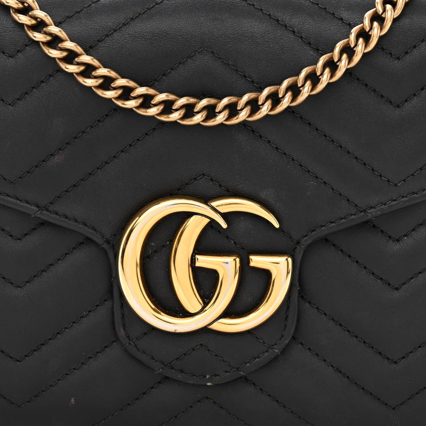 Calfskin Matelasse GG Marmont Chain Wallet Black