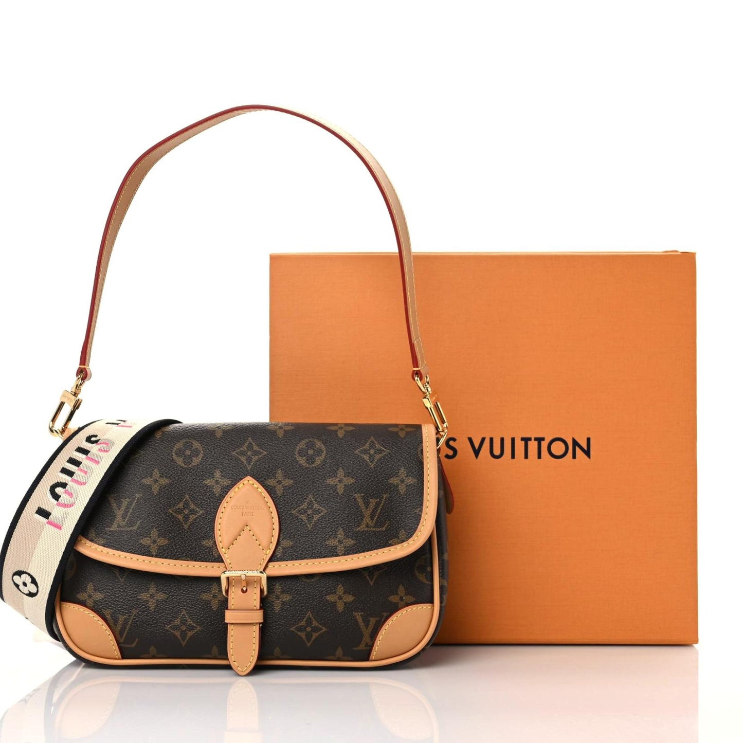 Monogram Diane Black