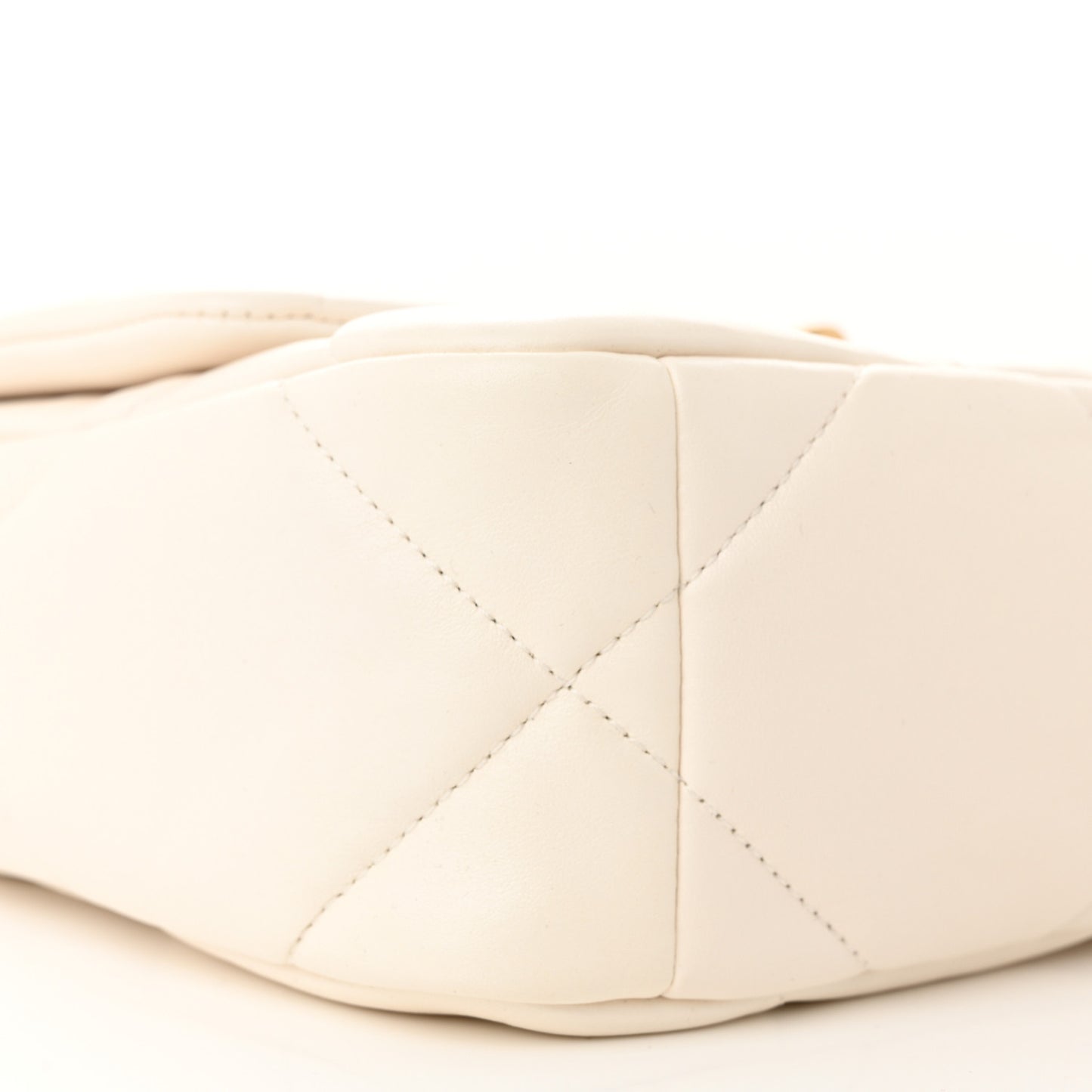 Goatskin Quilted Medium Chanel 19 Flap White