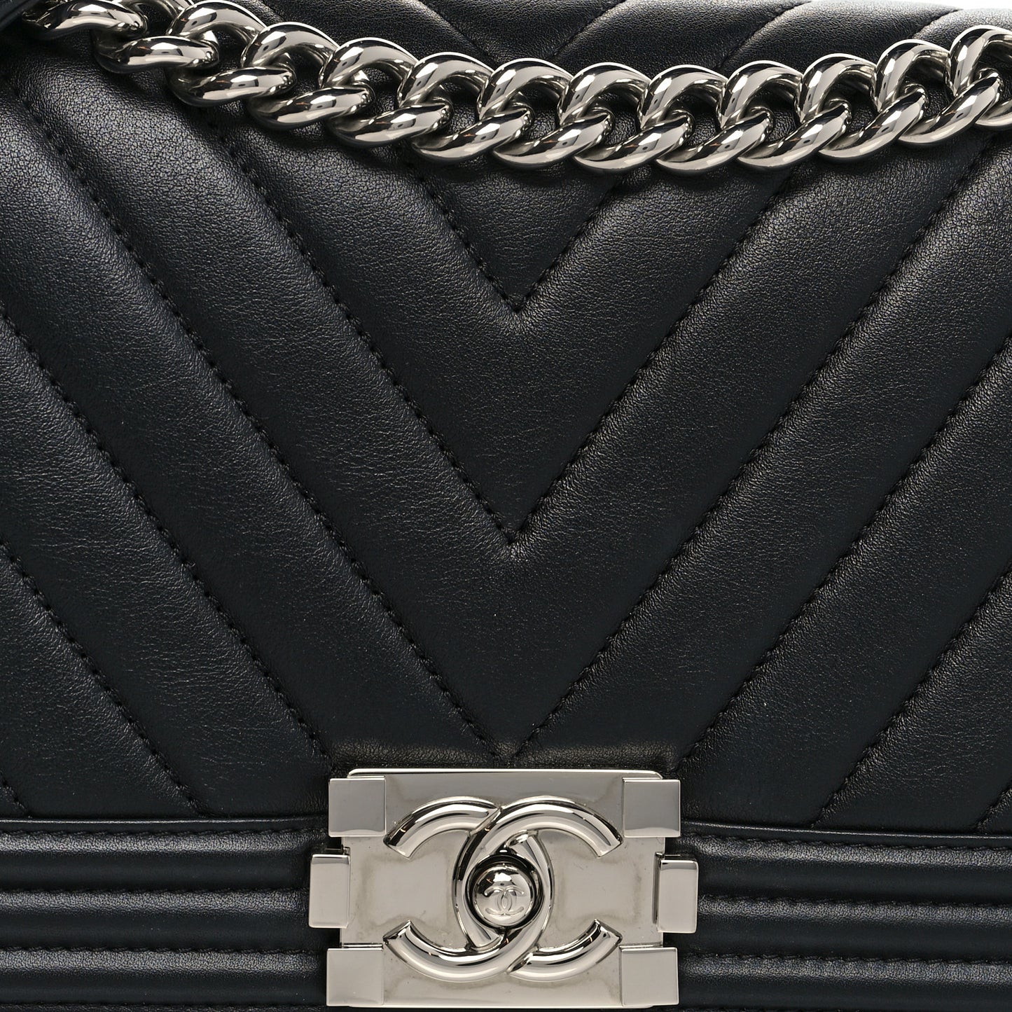 Calfskin Chevron Quilted Medium Boy Flap Black