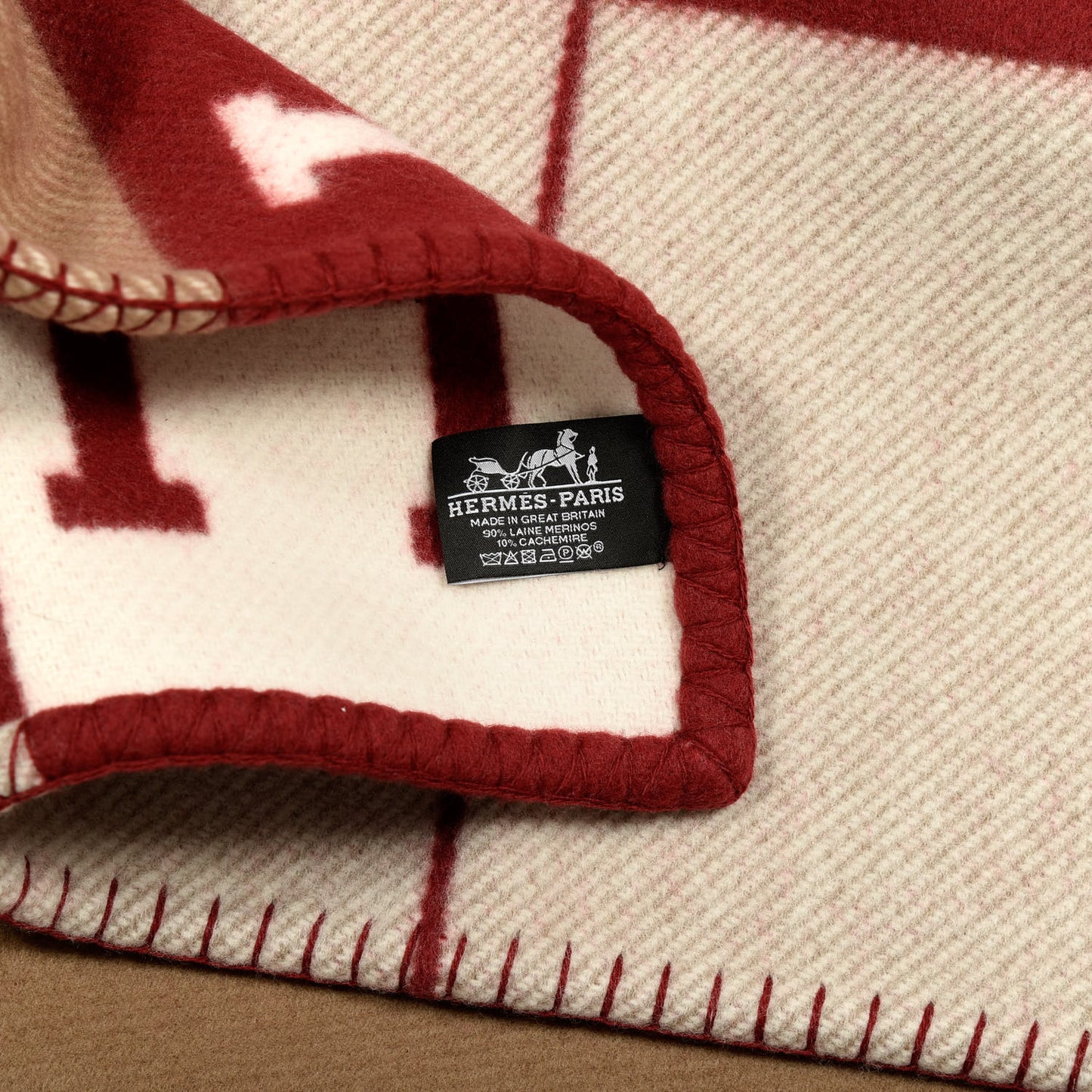 Wool Cashmere Avalon III Blanket Ecru Rouge H