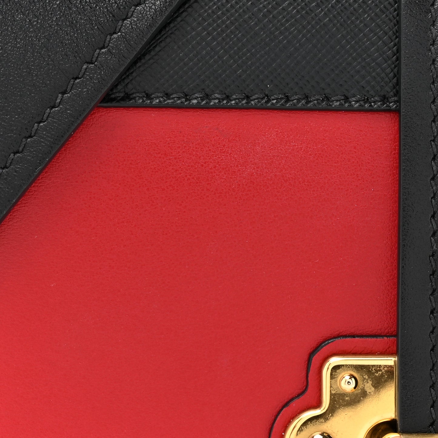 City Calfskin Saffiano Cahier Bag Fuoco Black