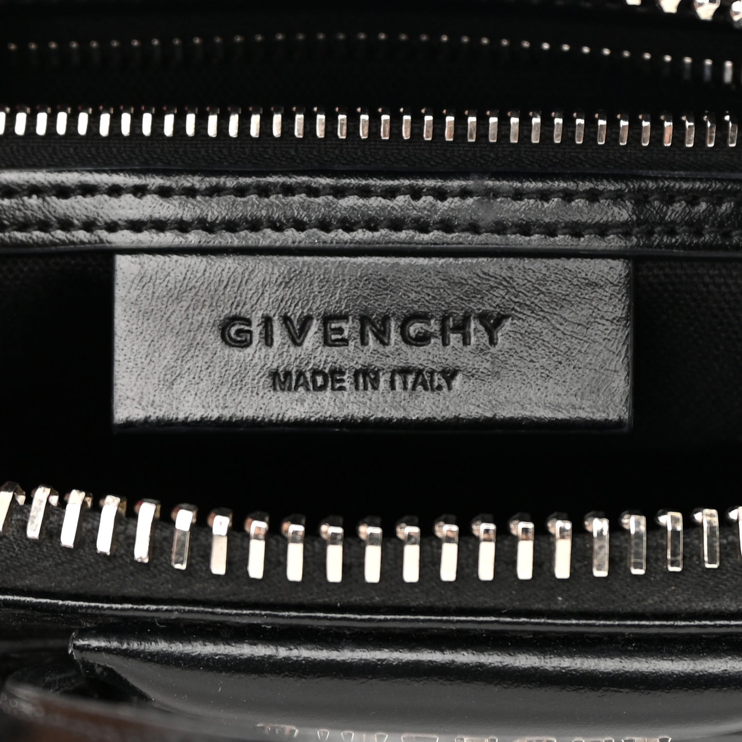 Shiny Lord Calfskin Mini Antigona Black