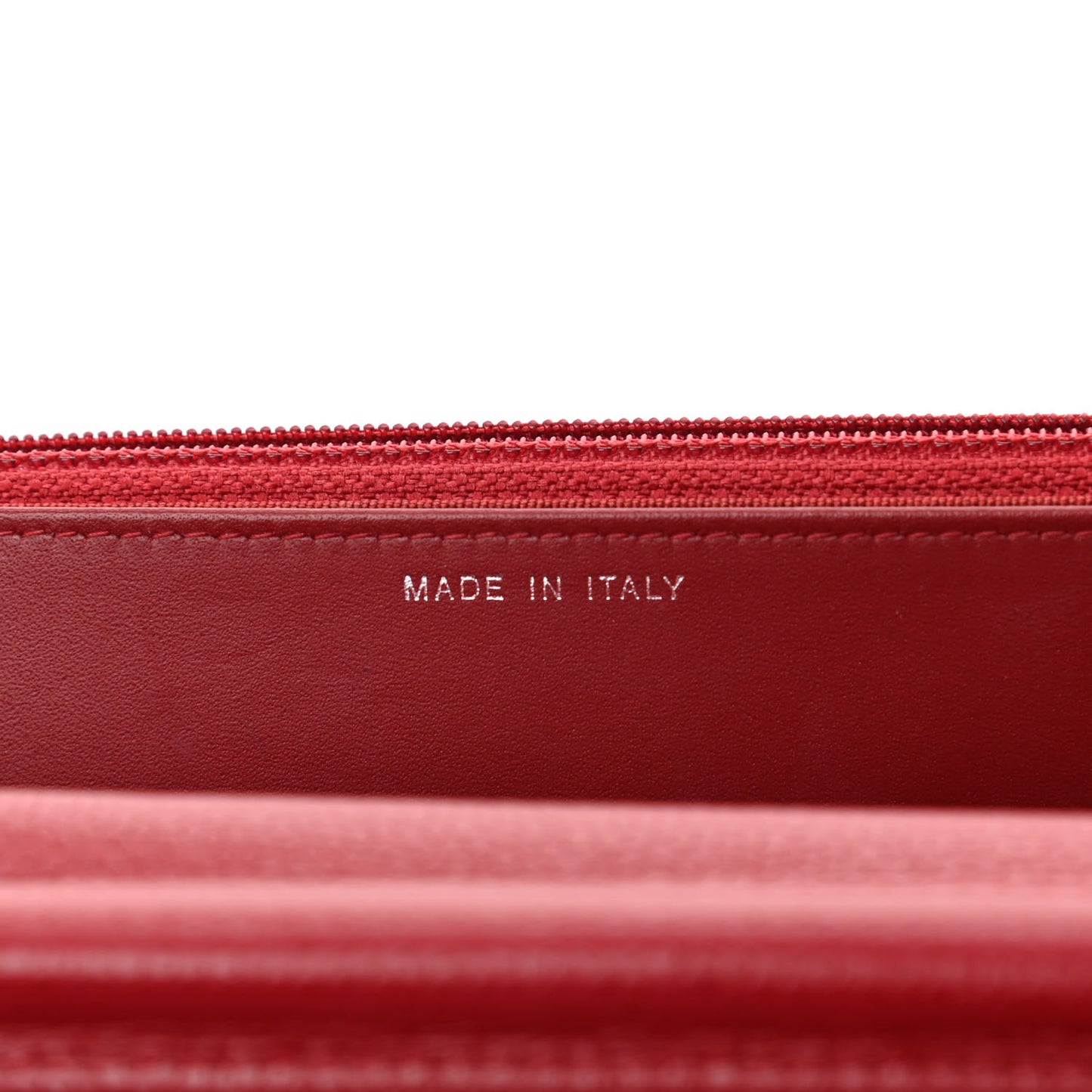 Caviar Quilted Wallet On Chain WOC Red