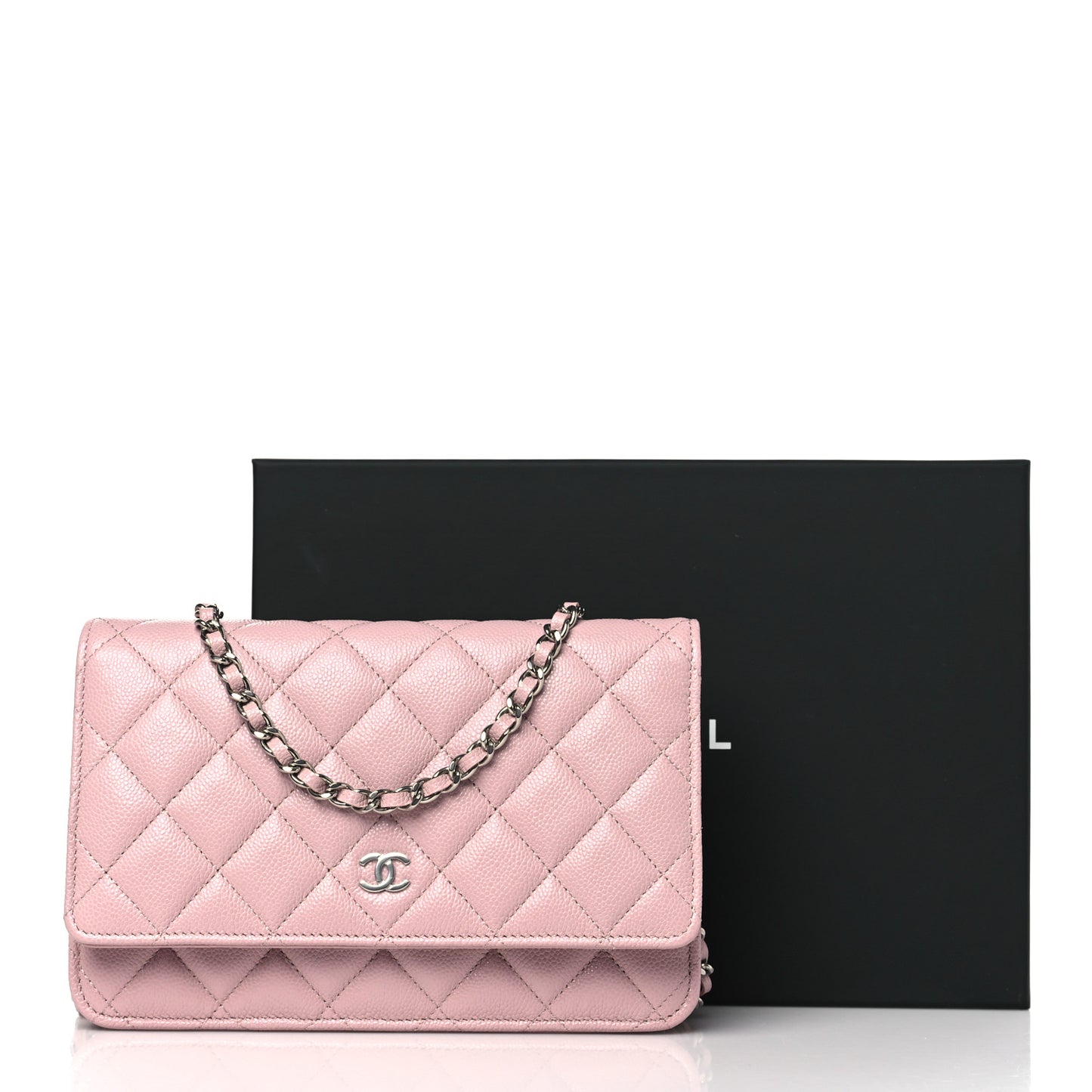 Caviar Quilted Wallet on Chain WOC Light Pink
