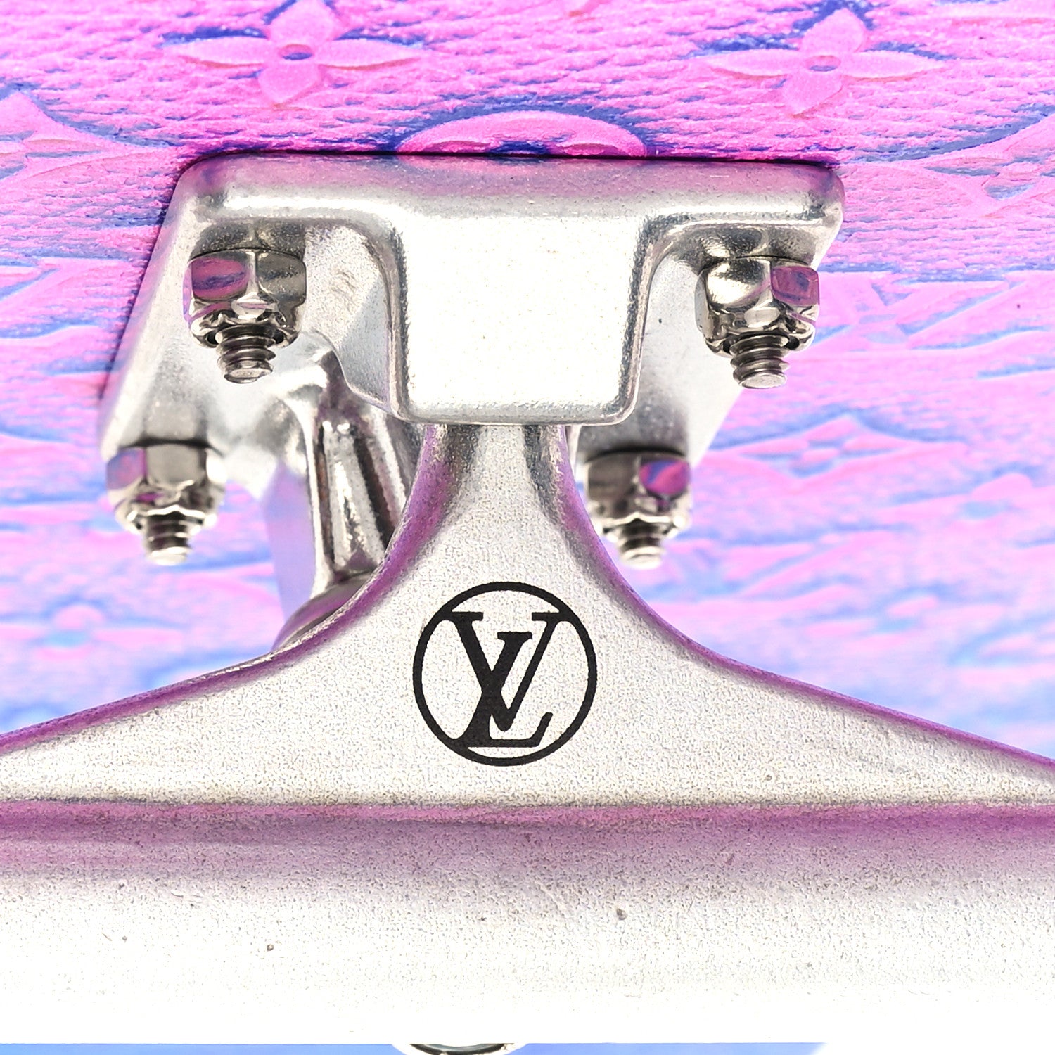Louis Vuitton Monogram Illusion Maple Wood Skateboard Bleu Rose 4 of 8