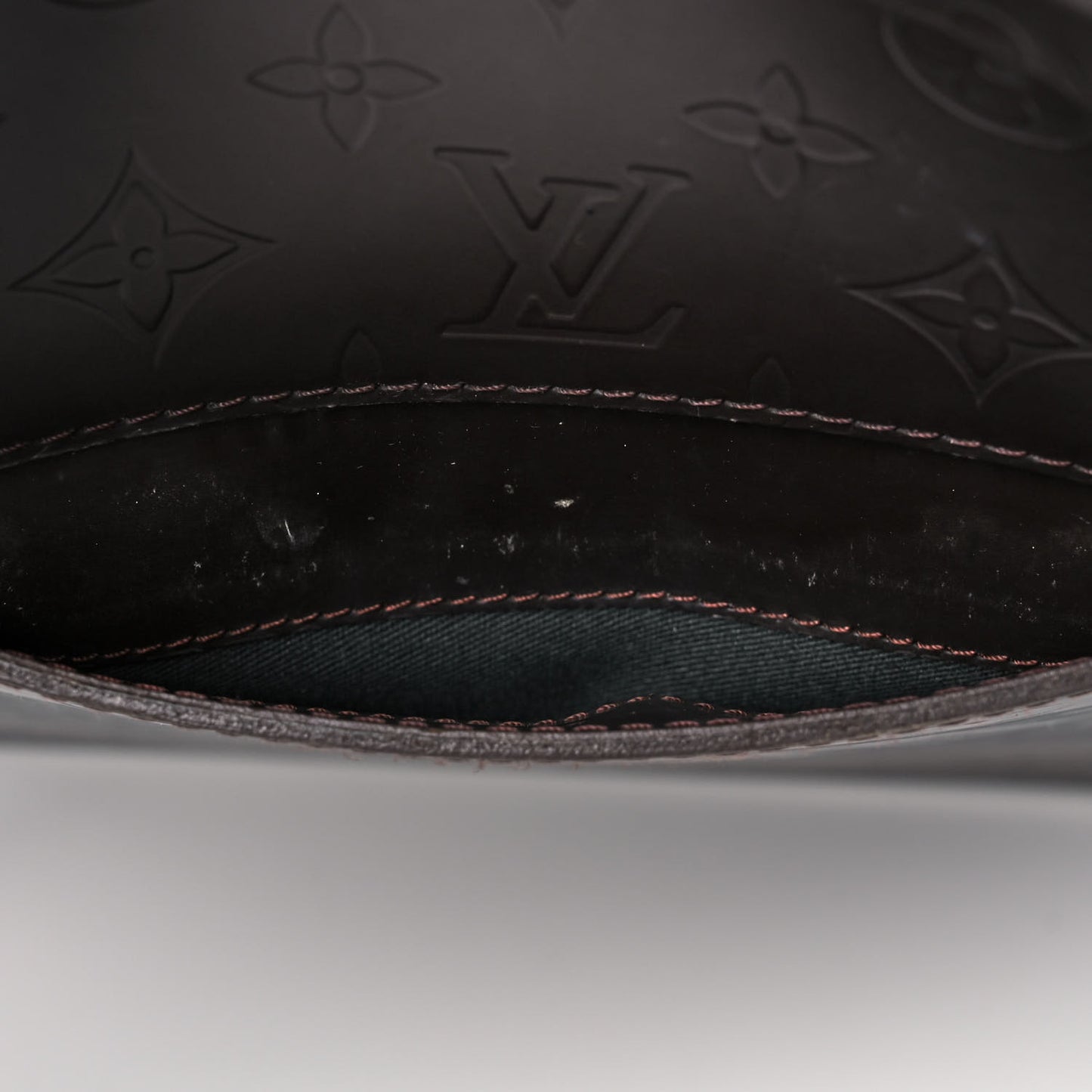 Monogram Glace Bobby Cafe