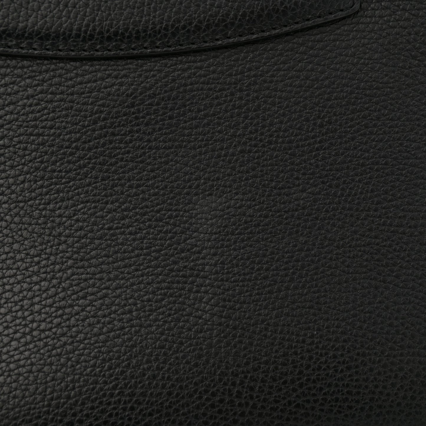 Taurillon Braided Capucines MM Black
