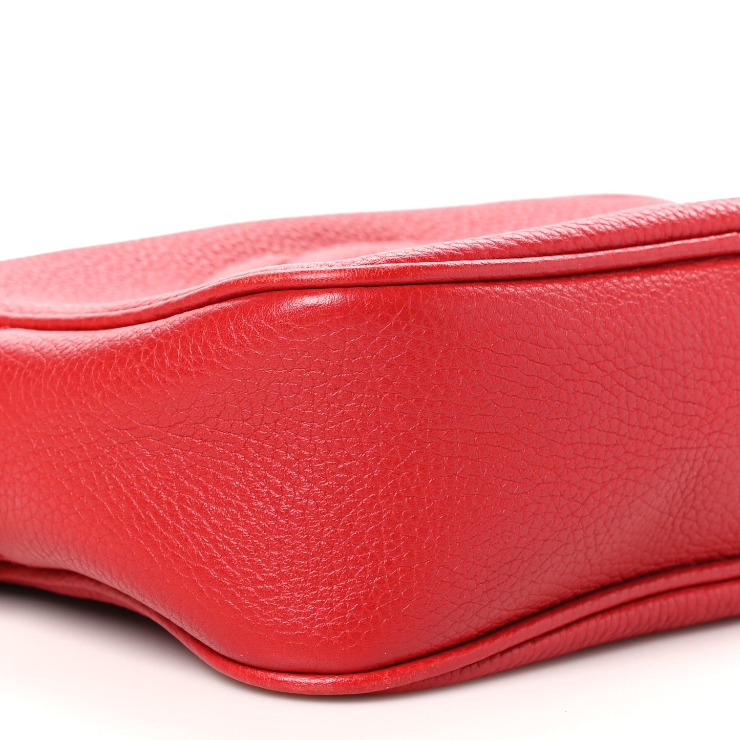 Pebbled Calfskin Small Soho Disco Bag Tabasco Red