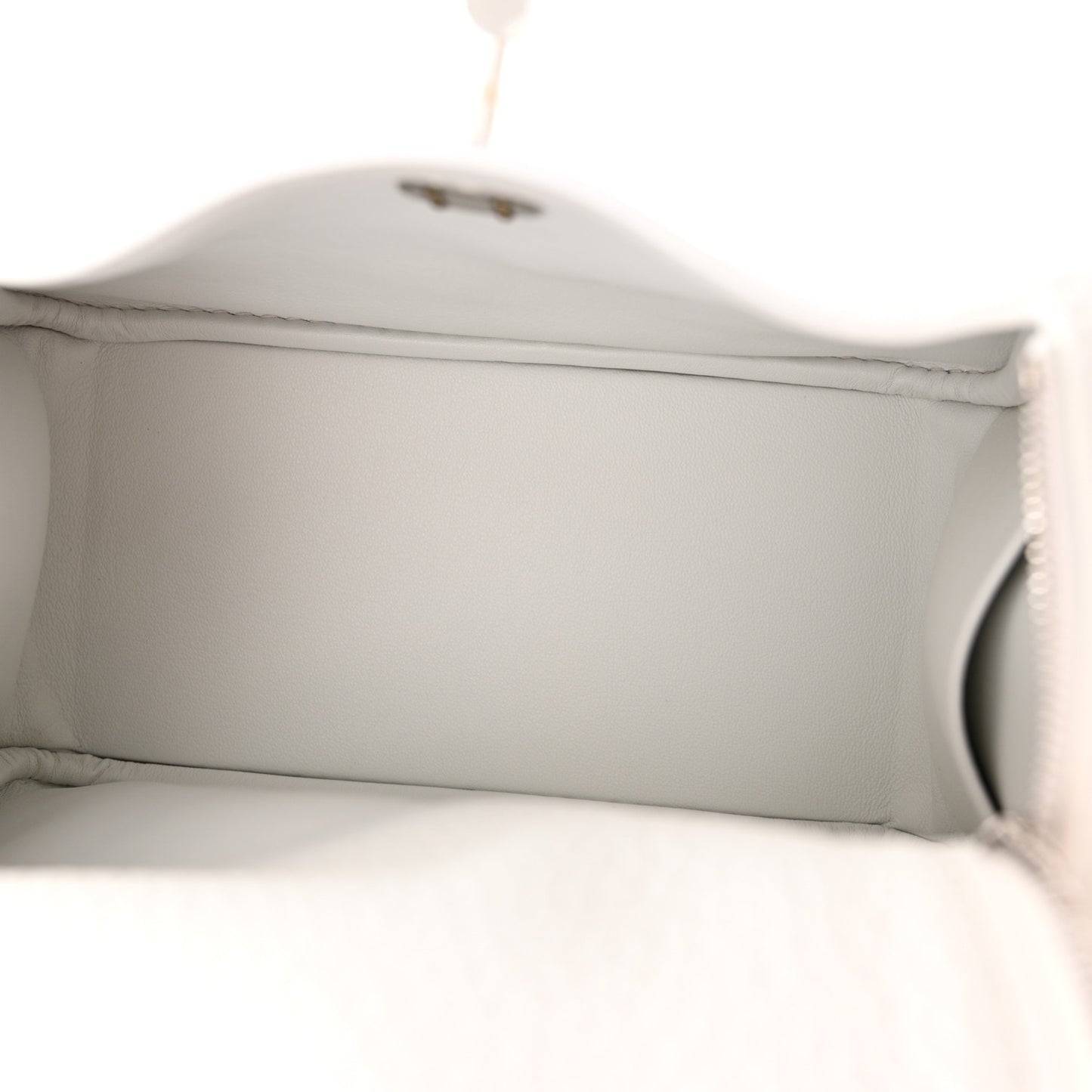 Taurillon Clemence Mini Lindy 20 New White