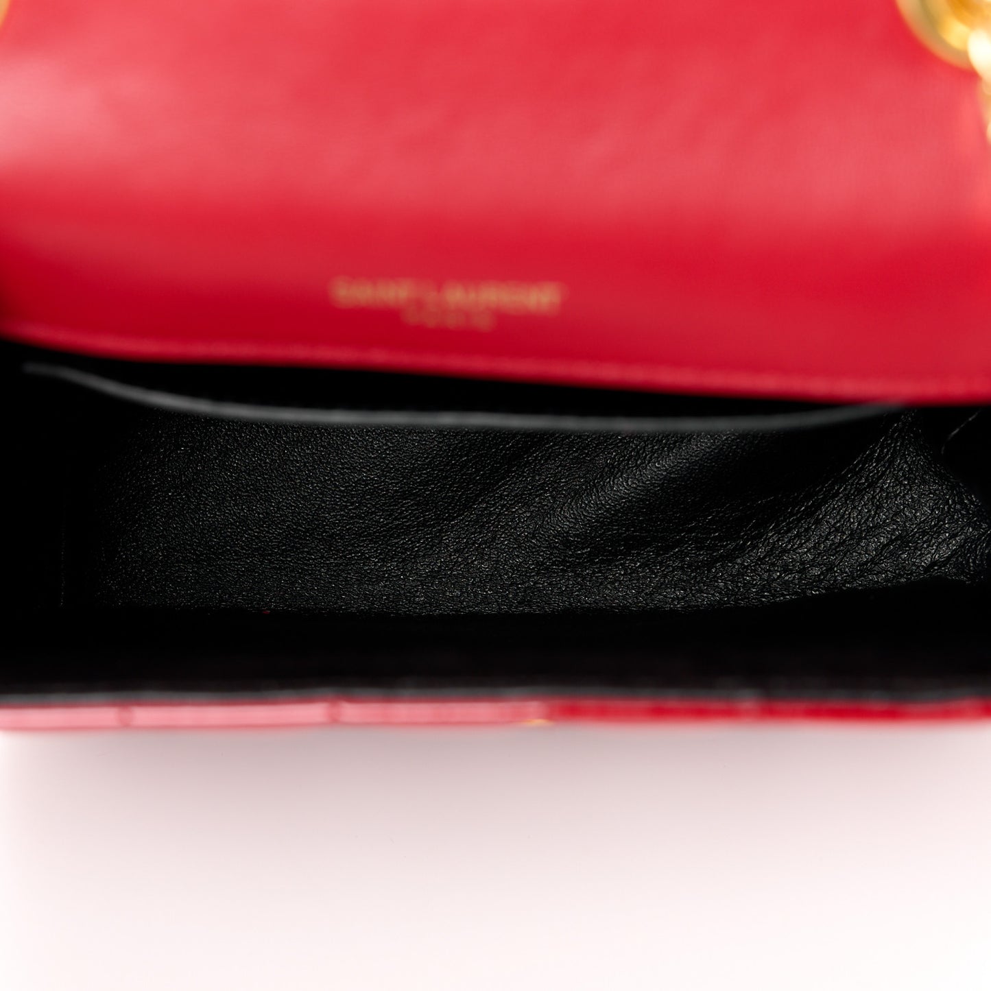 Patent Matelasse Monogram Small Vicky Chain Bag Red