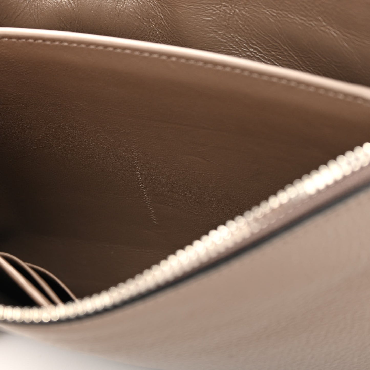 Grained Calfskin Neo Classic Aged Silver Multipouch Mink Grey