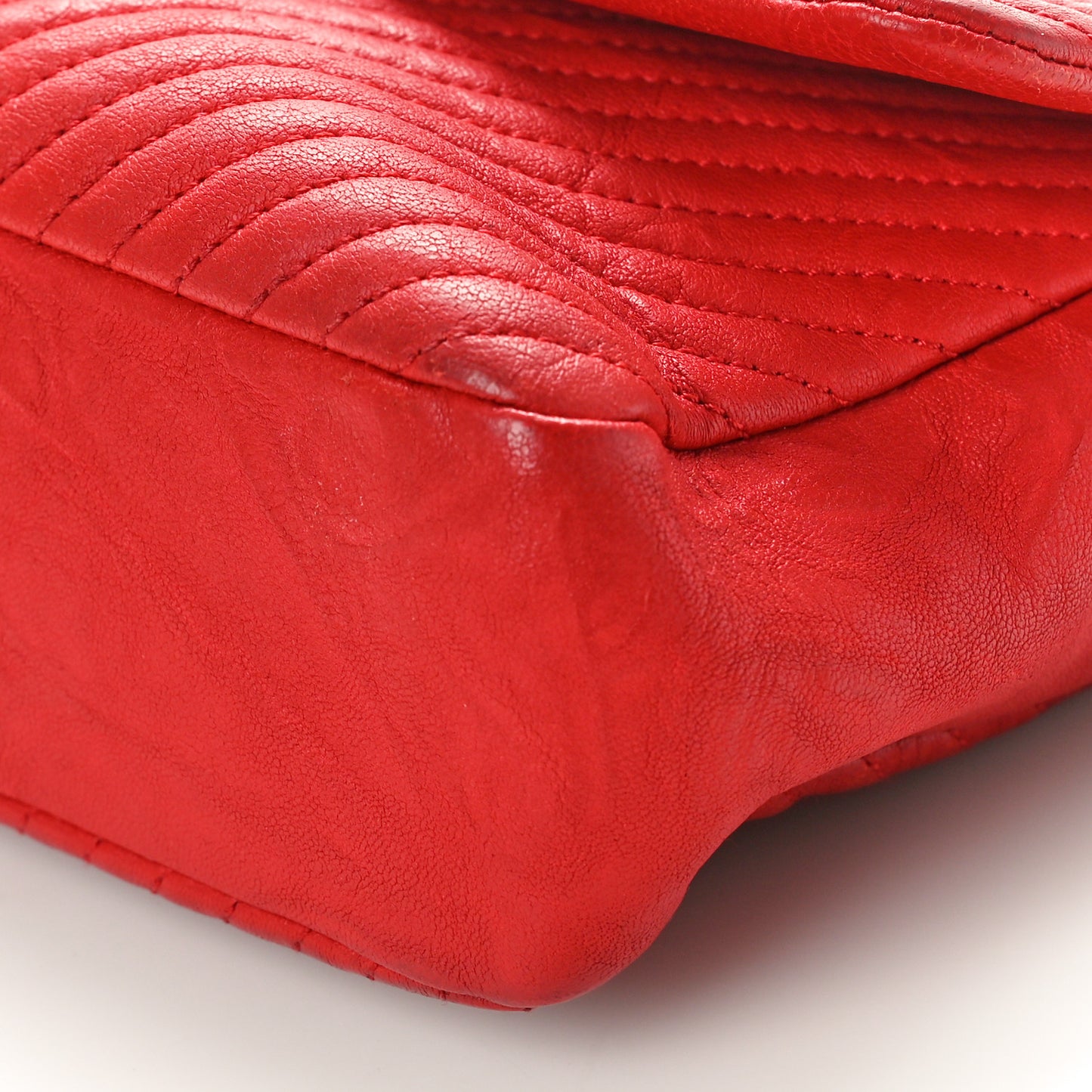 Calfskin Surpique Chevron Medium Flap Red