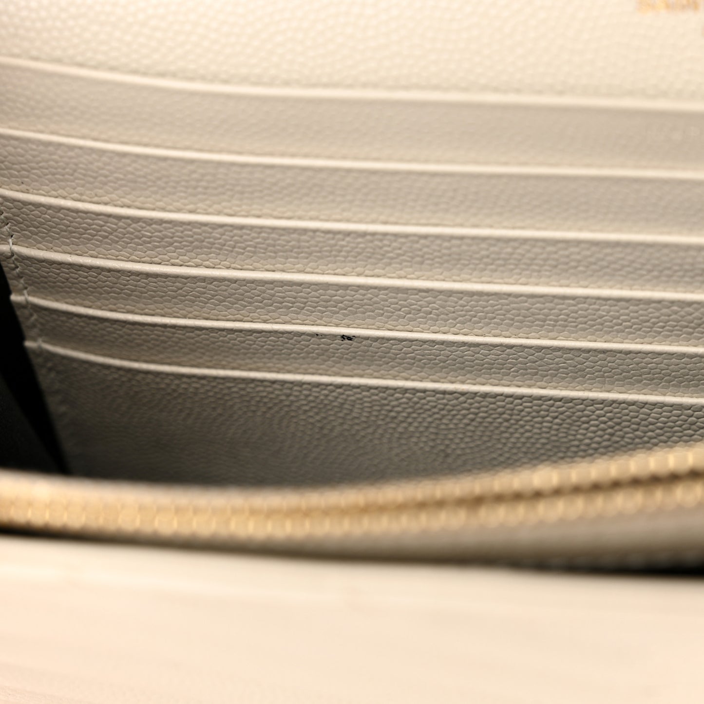 Grain De Poudre Matelasse Chevron Monogram Chain Wallet Crema Soft