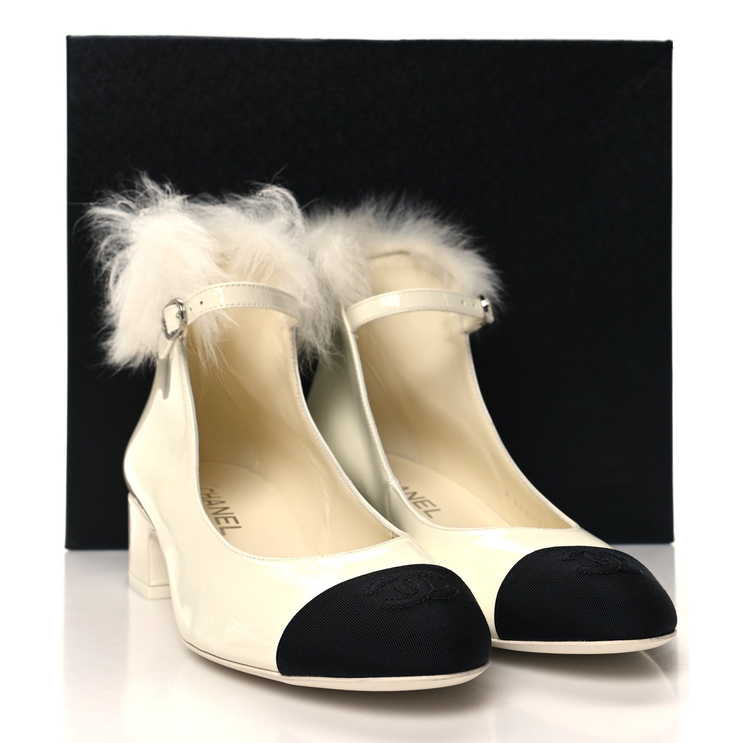Patent Shearling Lambskin Grosgrain Cap Toe Mary Jane Low Heel Pumps 38.5 White Black