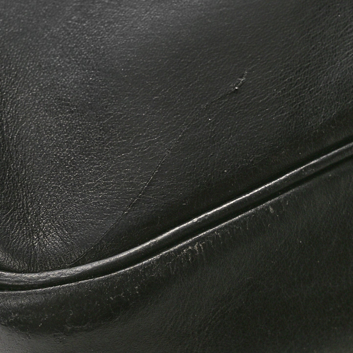 Box Plume 32 Black