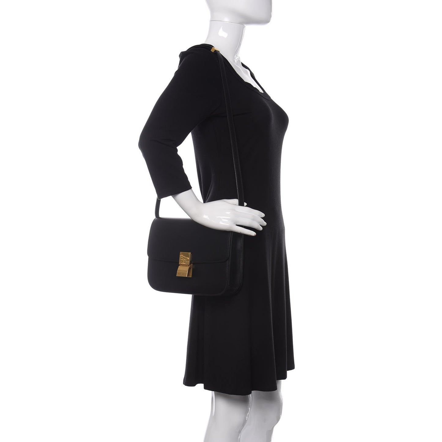 Box Calfskin Medium Classic Box Flap Bag Black