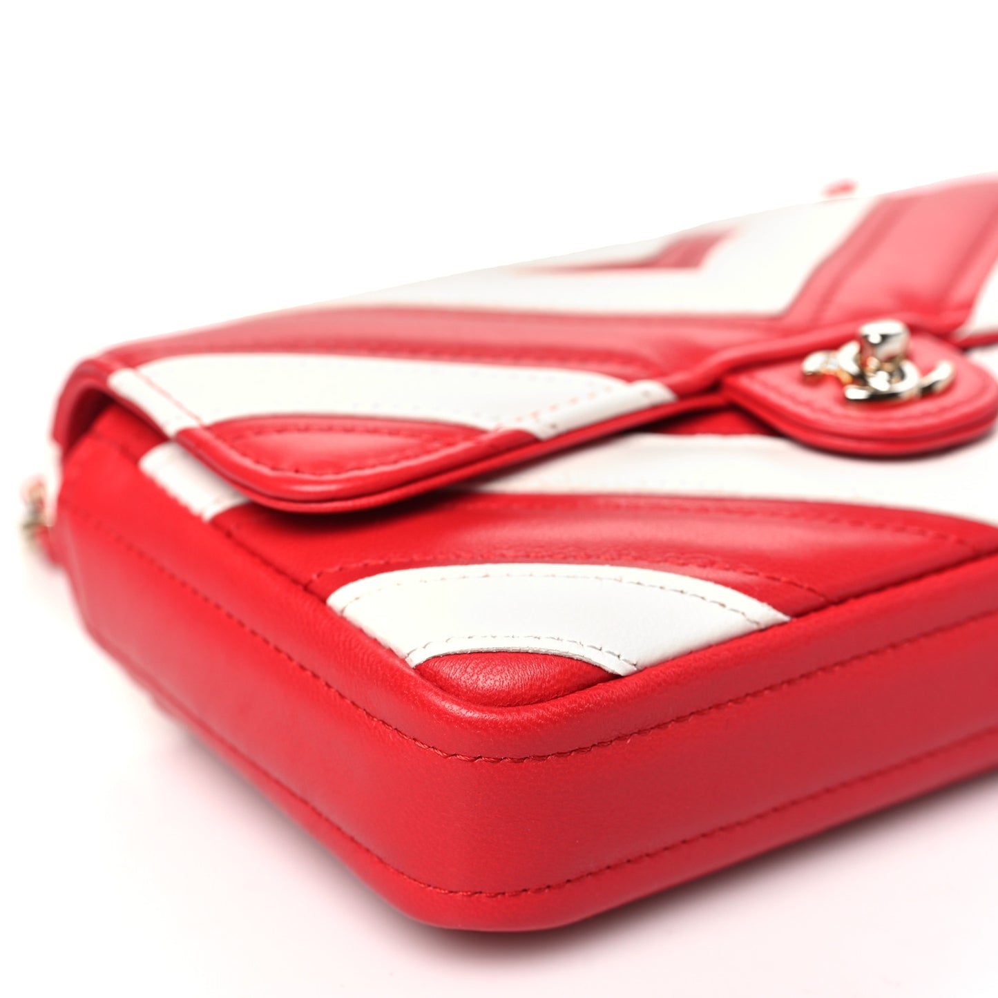 Lambskin Chevron Stitched Flap White Red