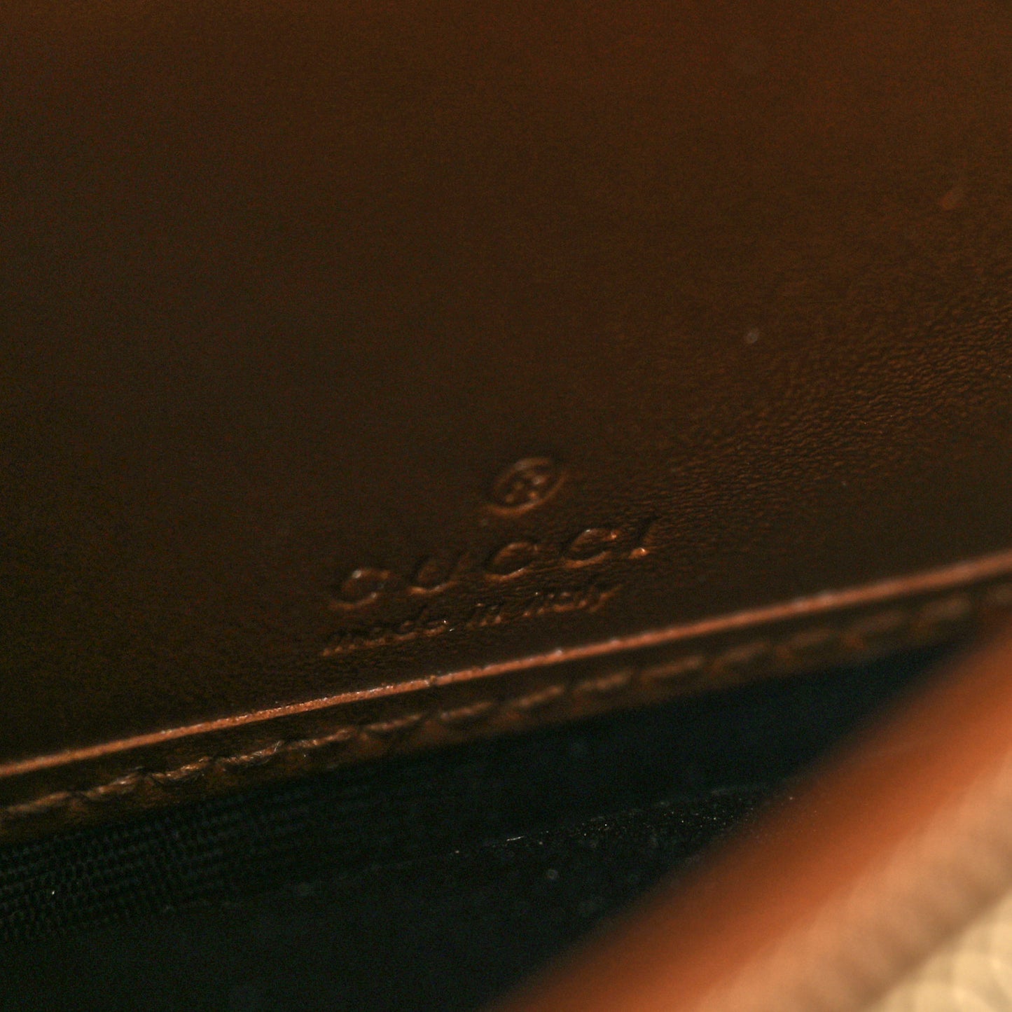 GG Supreme Monogram Calfskin Padlock Chain Wallet Beige Black Cuir
