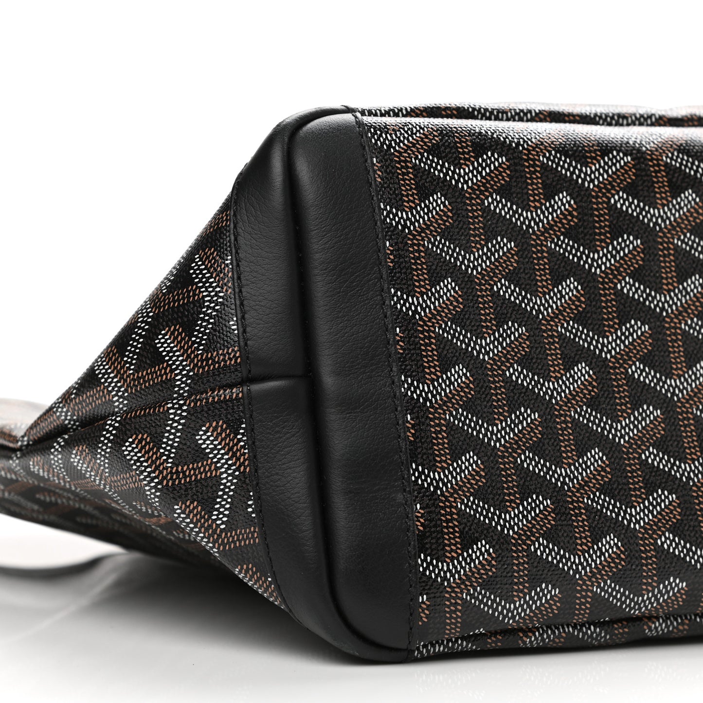 Goyardine Artois PM Black