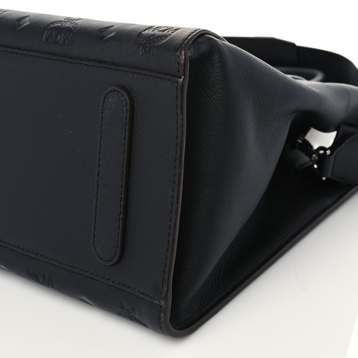 Calfskin Ottoman Essential Visetos Medium Tote Bag Black