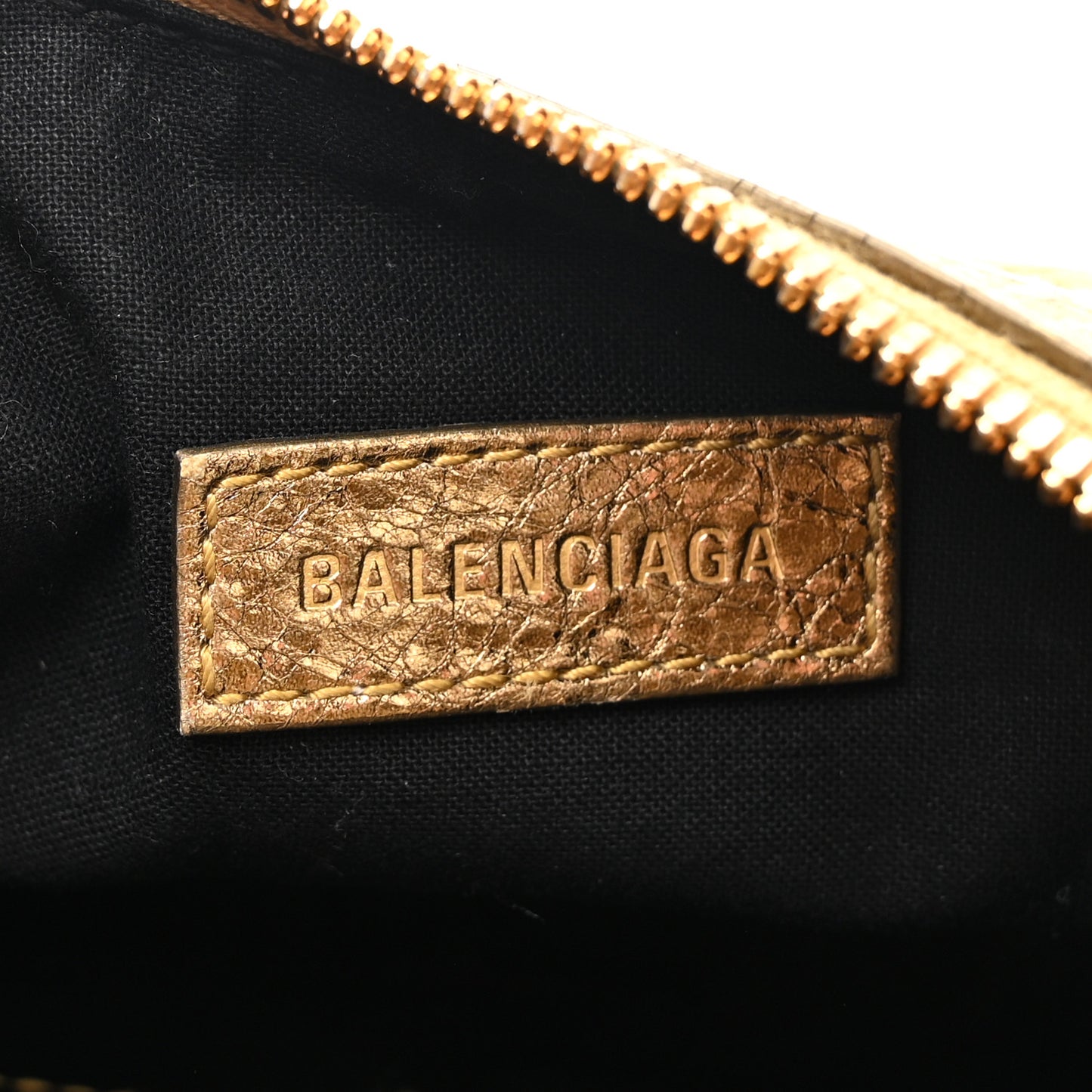 Metallic Agneau Arena Le Cagole Shoulder Bag XS Gold