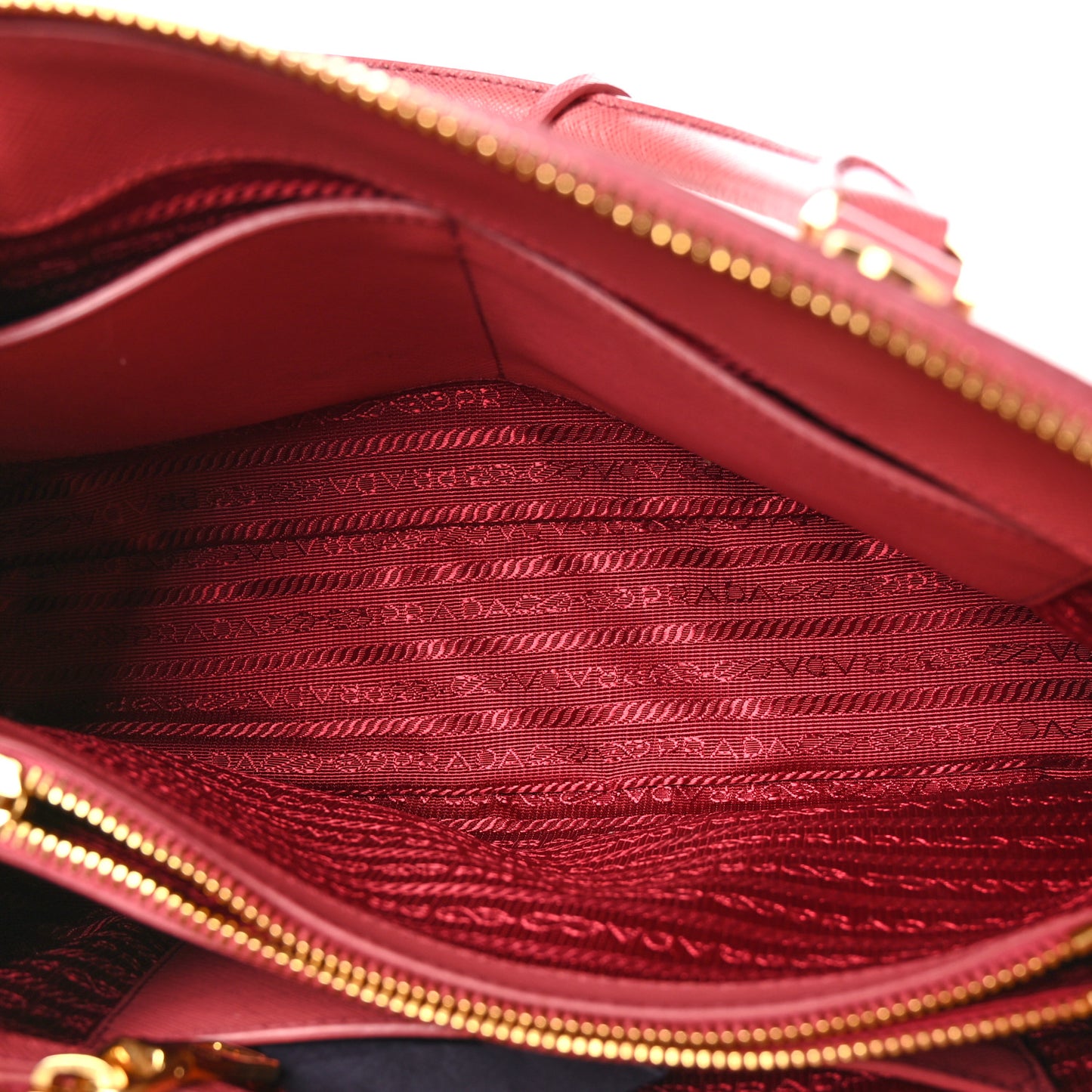 Saffiano Lux Medium Promenade Tote Tamaris