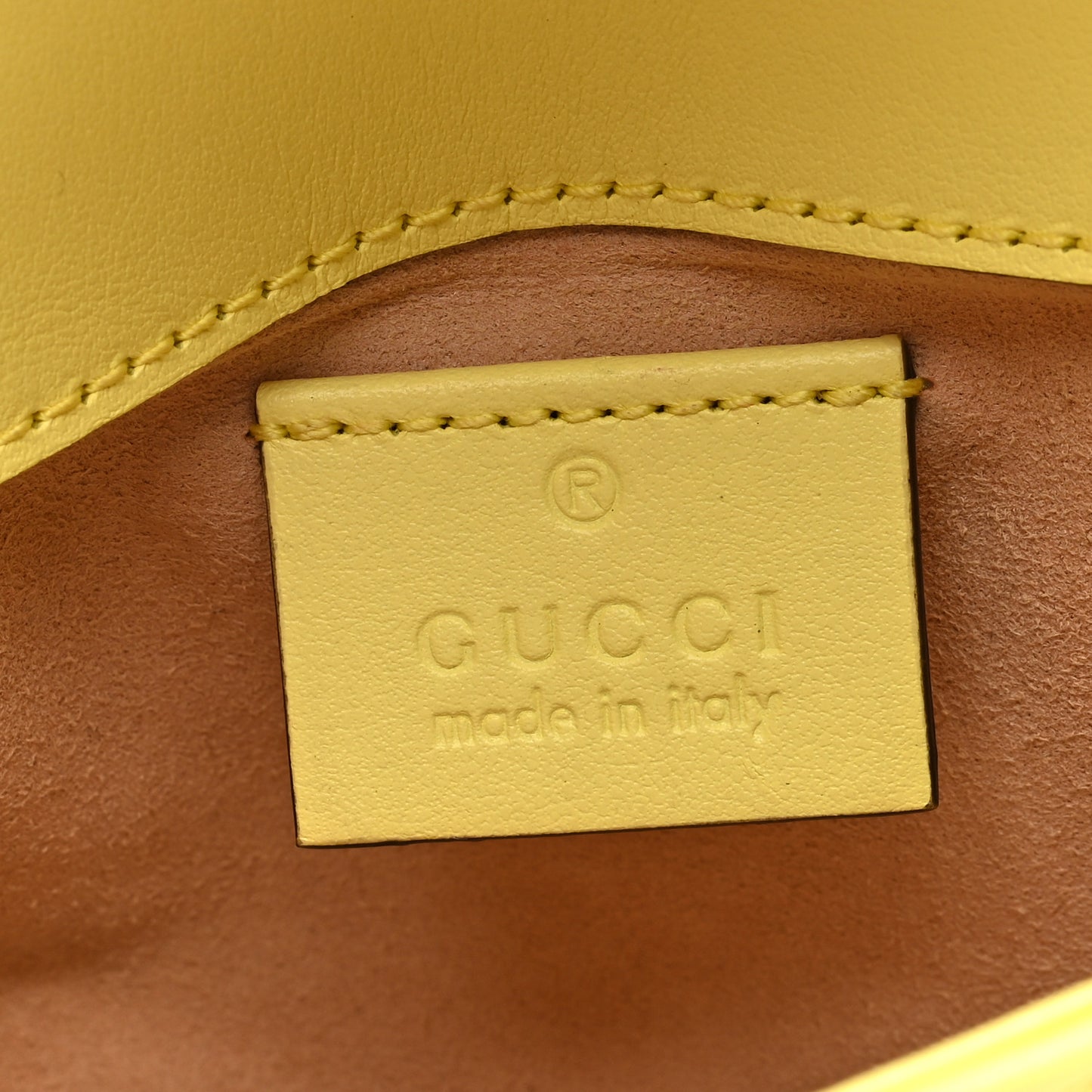 Calfskin Matelasse Super Mini GG Marmont Shoulder Bag Banana