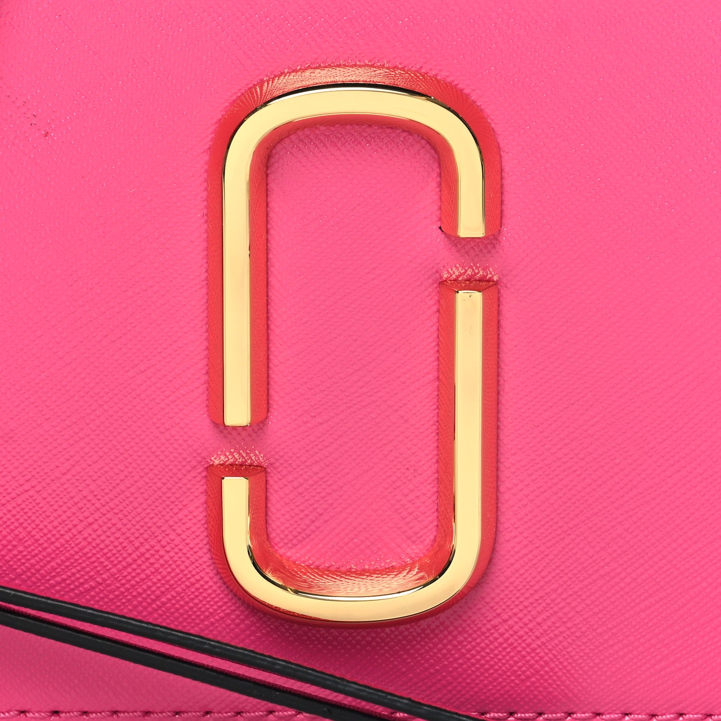 Saffiano Small Snapshot Camera Bag Pink