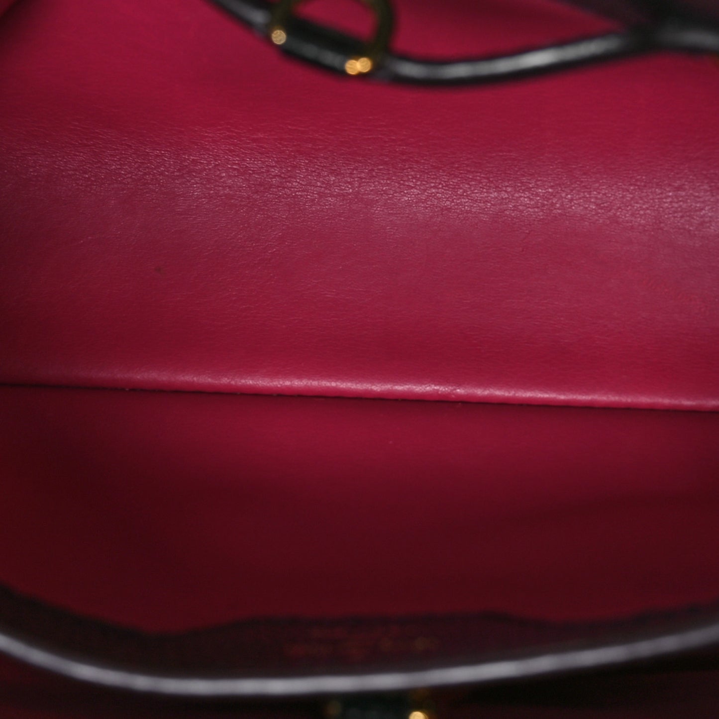 Taurillon Capucines BB Black Fuchsia