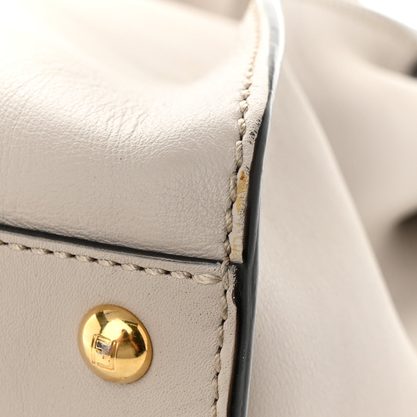 Vitello Seta Shiny Nappa Medium Peekaboo Iconic Satchel Grigio Polvere Bois de Rose