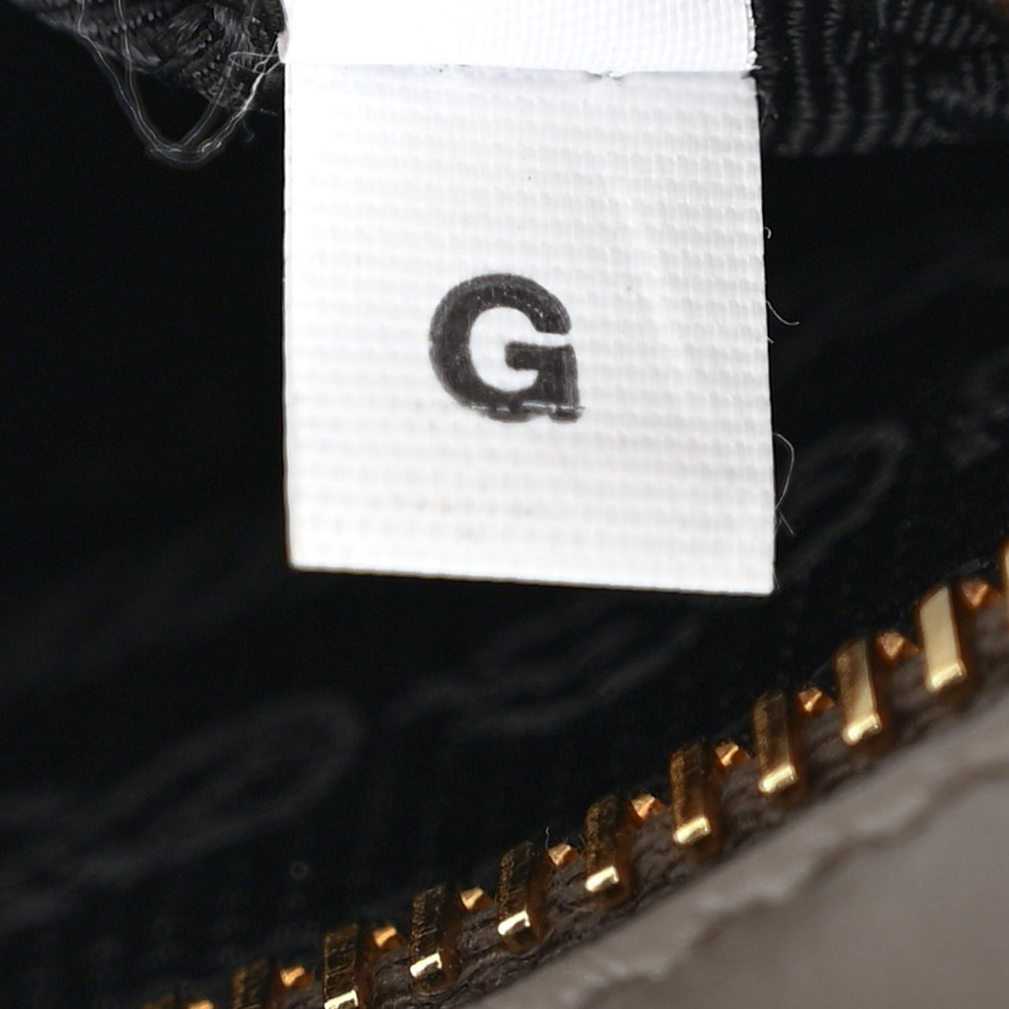 Saffiano Soft Calfskin Zippered Tote Marmo