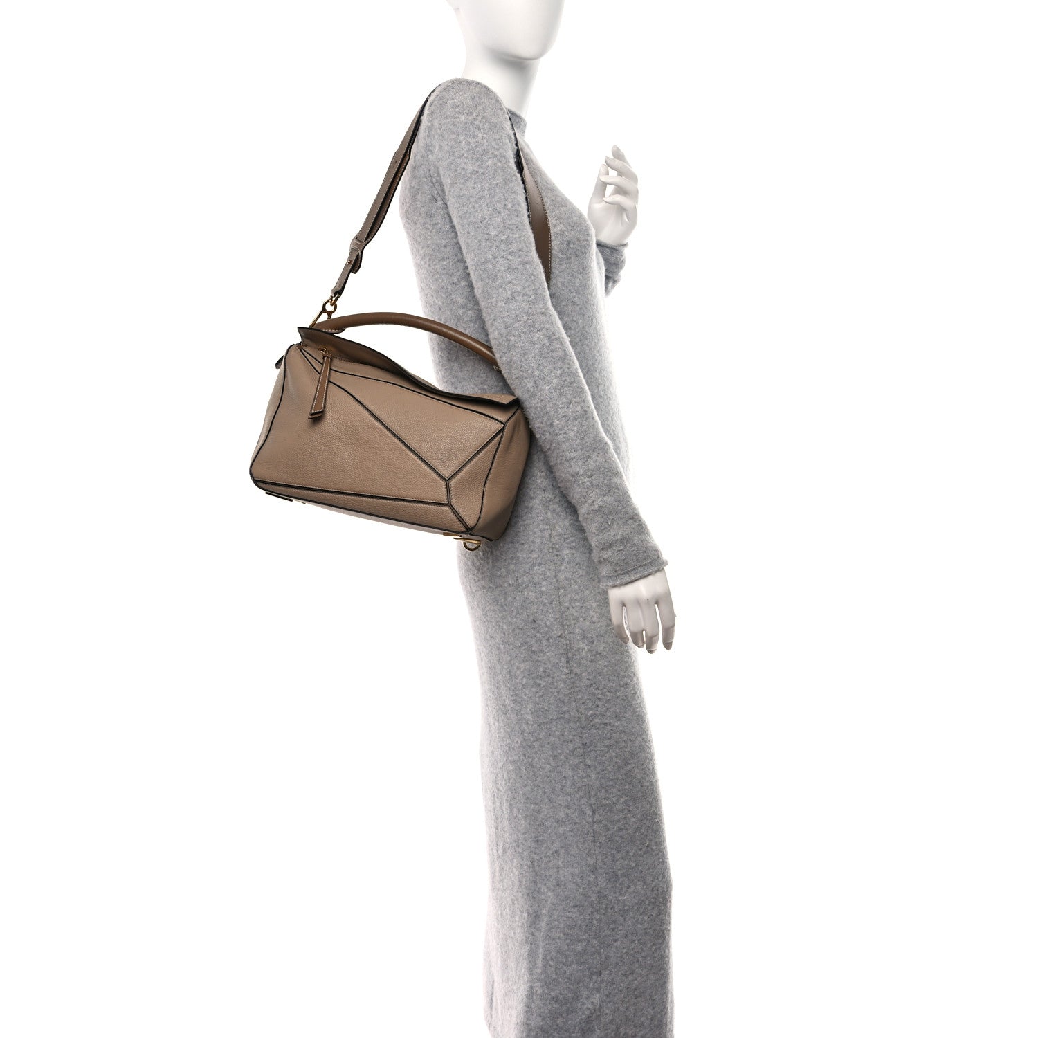 Loewe Calfskin Medium Puzzle Bag Sand Mink 2 of 12