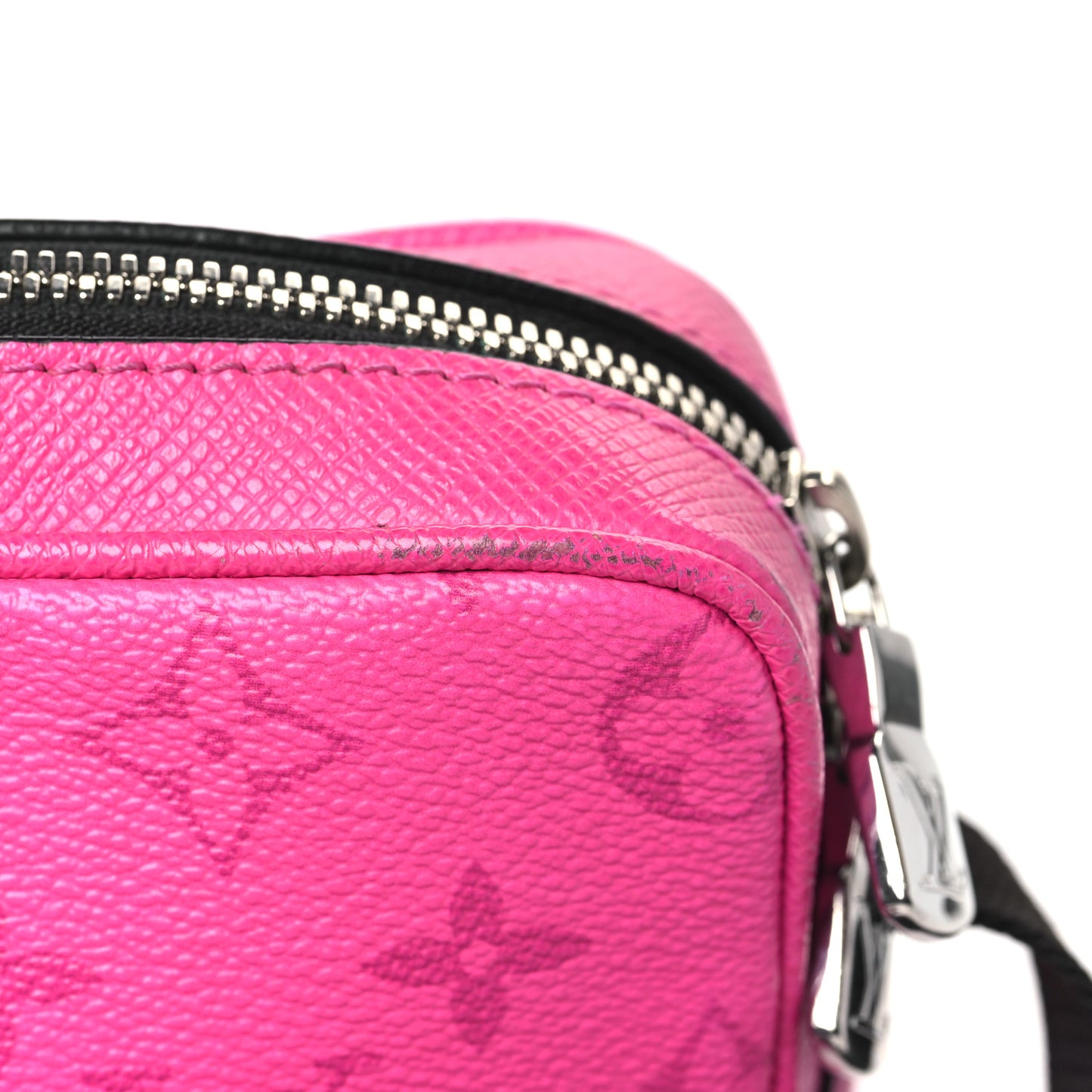 Taigarama Outdoor Messenger Fuchsia
