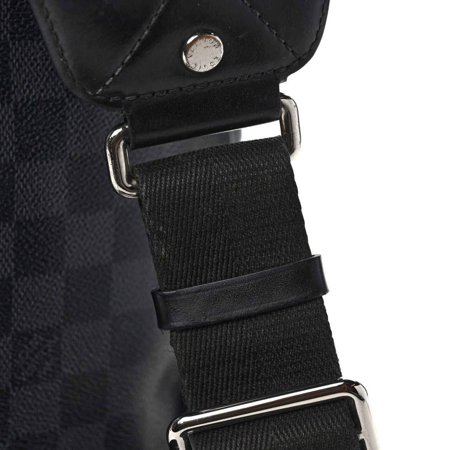 Damier Graphite Avenue Sling Bag