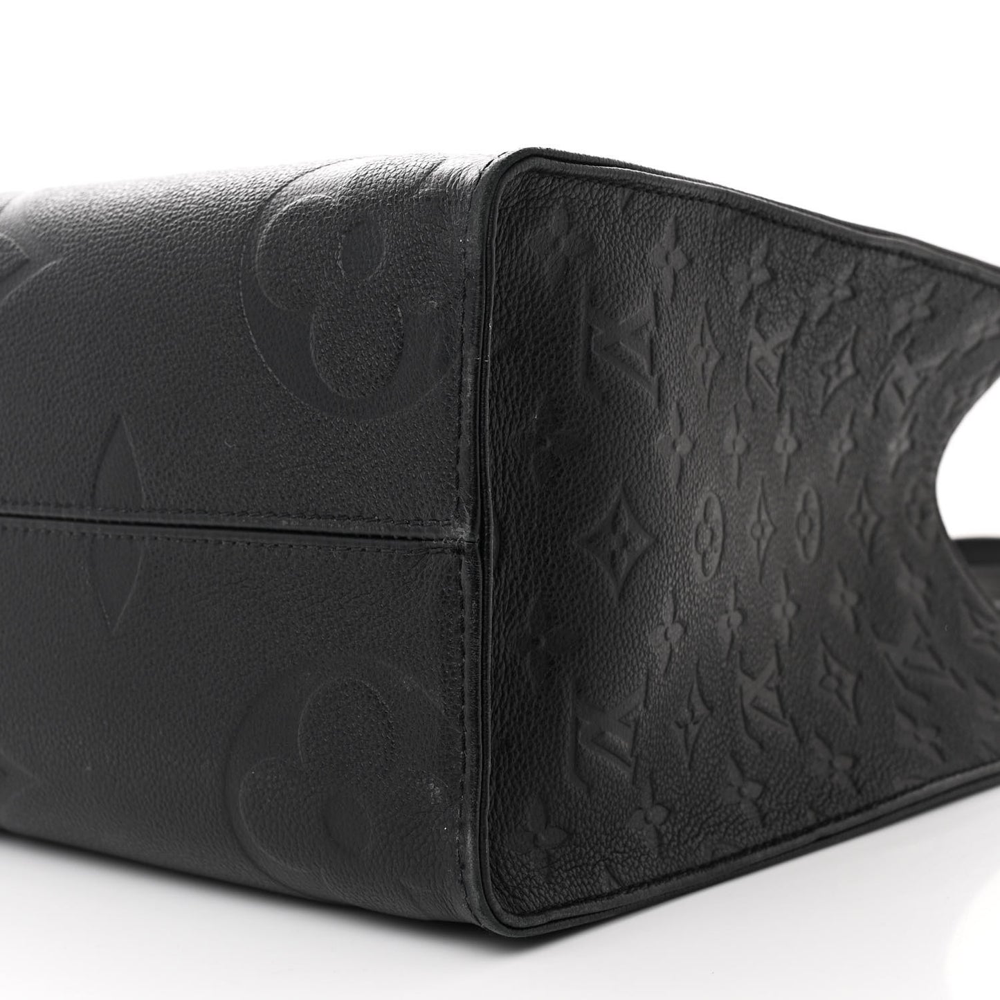 Empreinte Monogram Giant OnTheGo MM Black