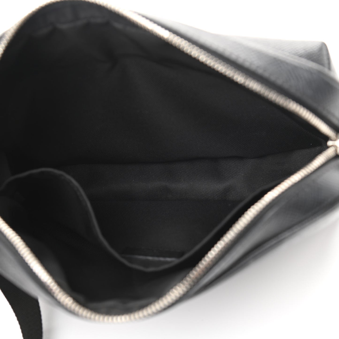Taiga Monogram Eclipse Outdoor Messenger Black
