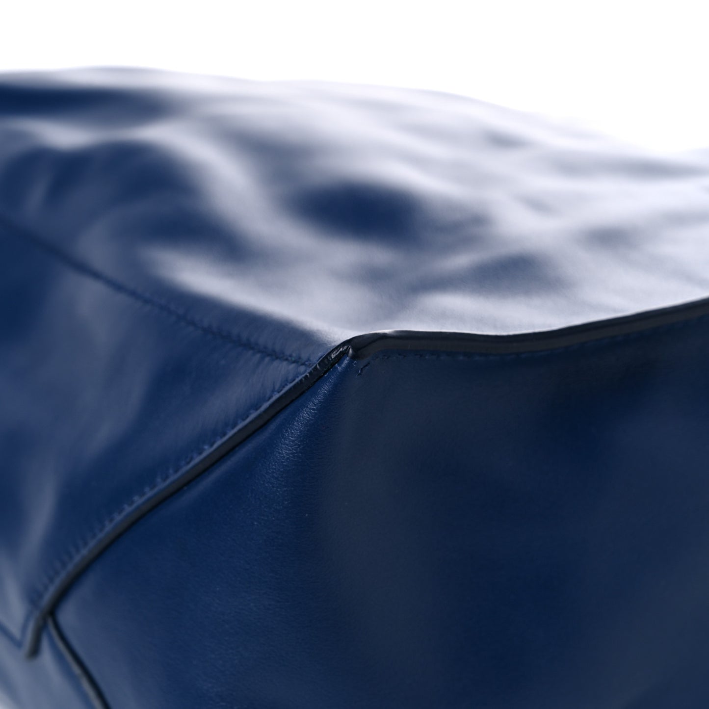 Soft Calf Reversible Tote Bluette Assenzio