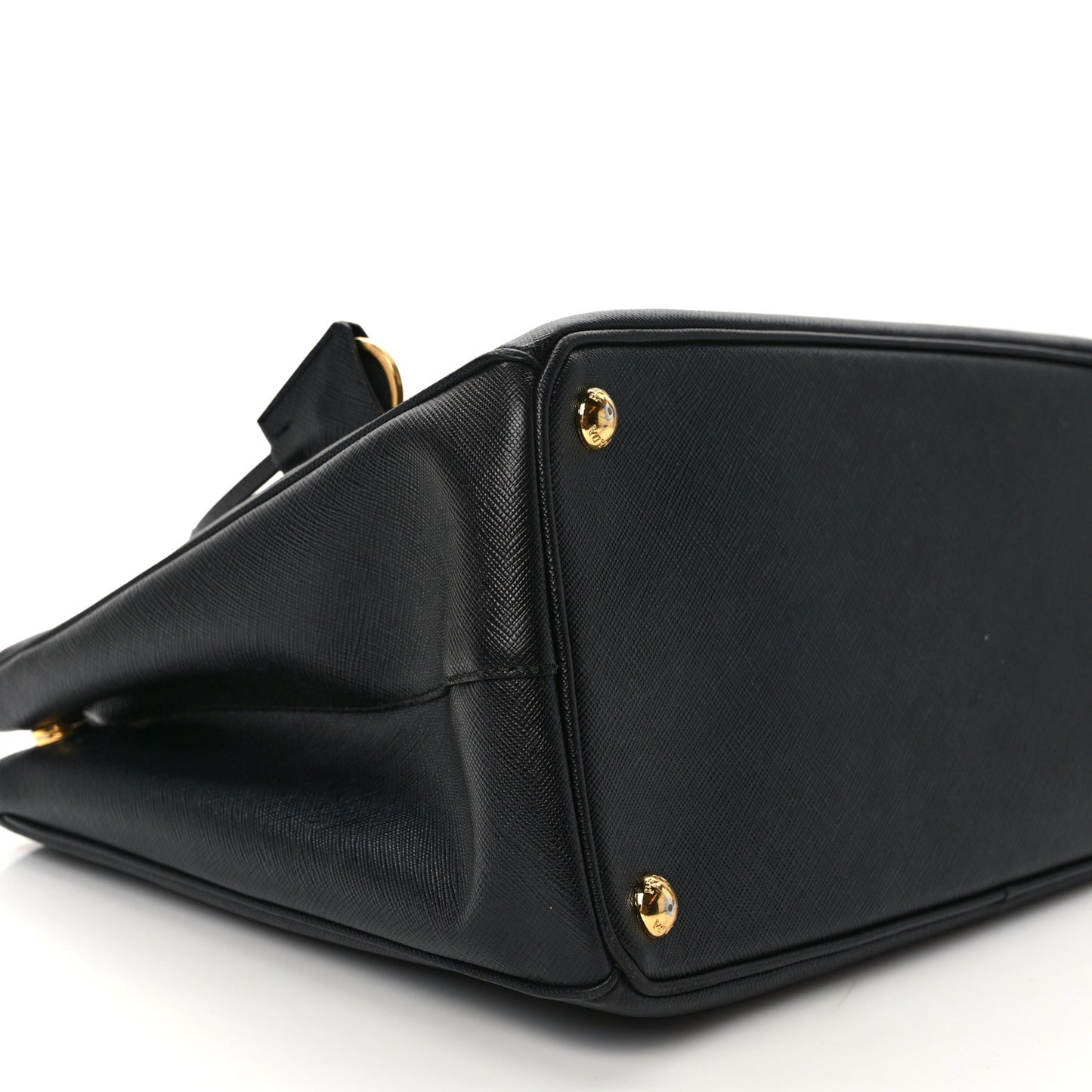 Saffiano Medium Galleria Double Zip Tote Black