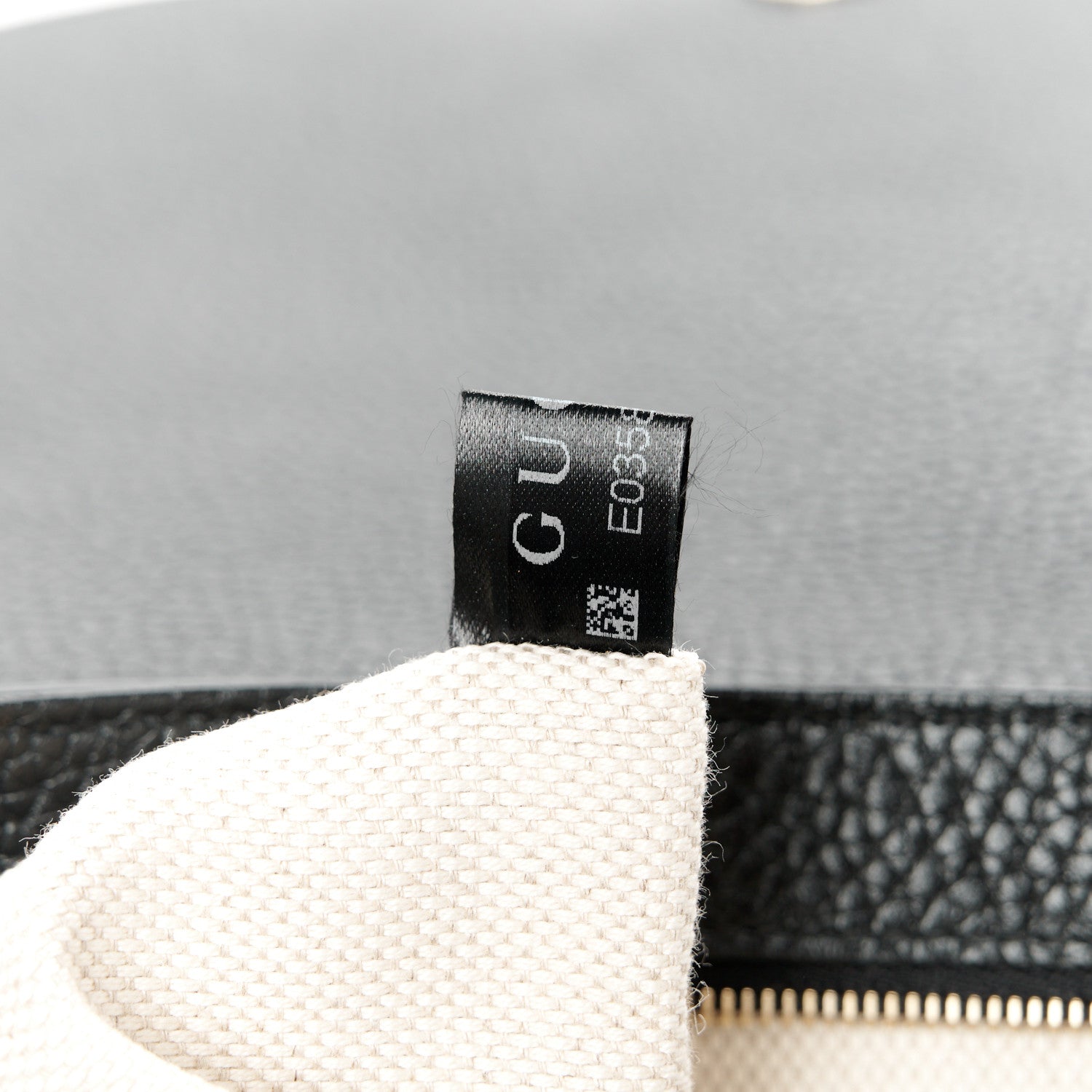 Gucci Pebbled Calfskin Medium Soho Flap Crossbody Black 8 of 11