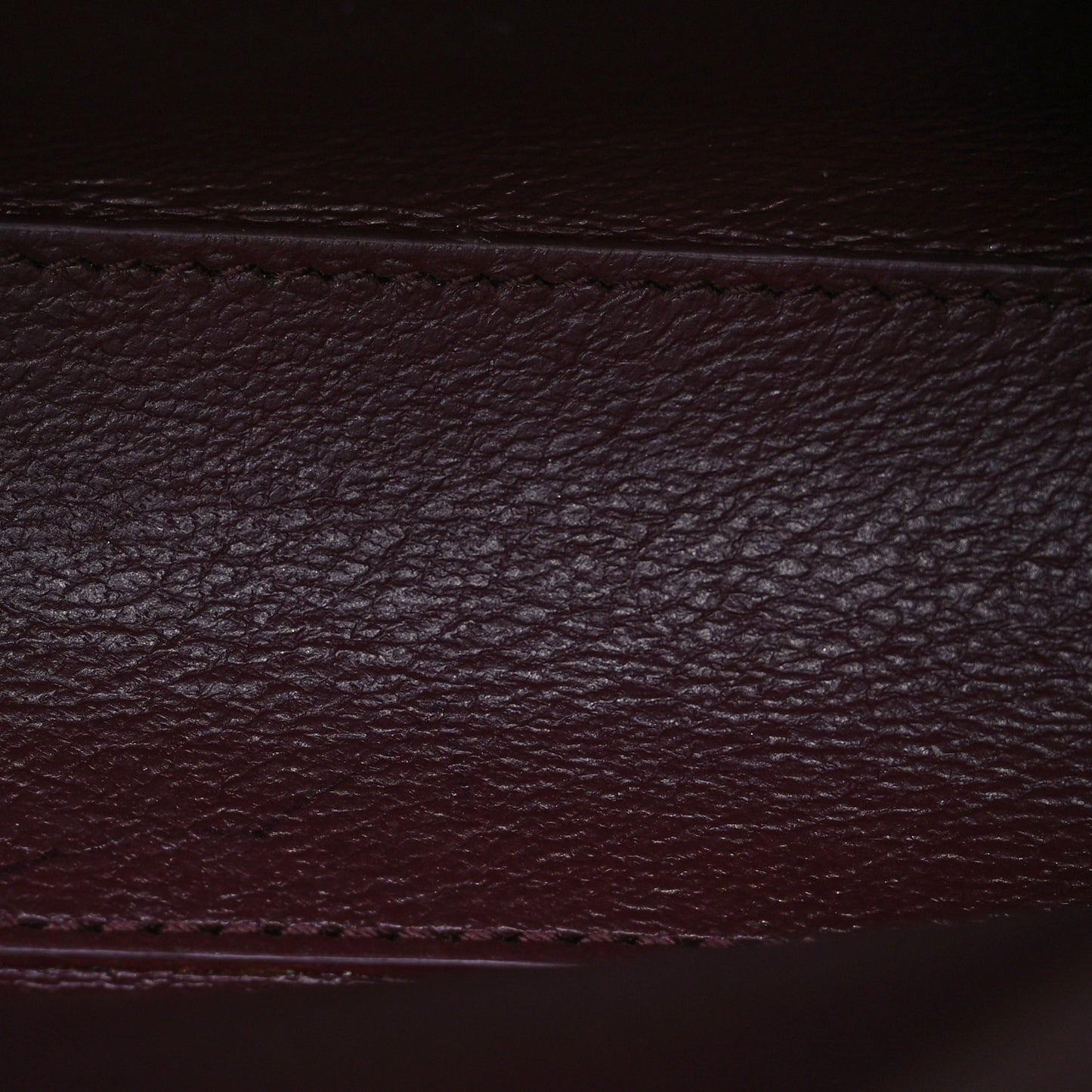 Grain de Poudre Medium Classic Monogram Cassandra Top Handle Crema Soft Rouge Legion