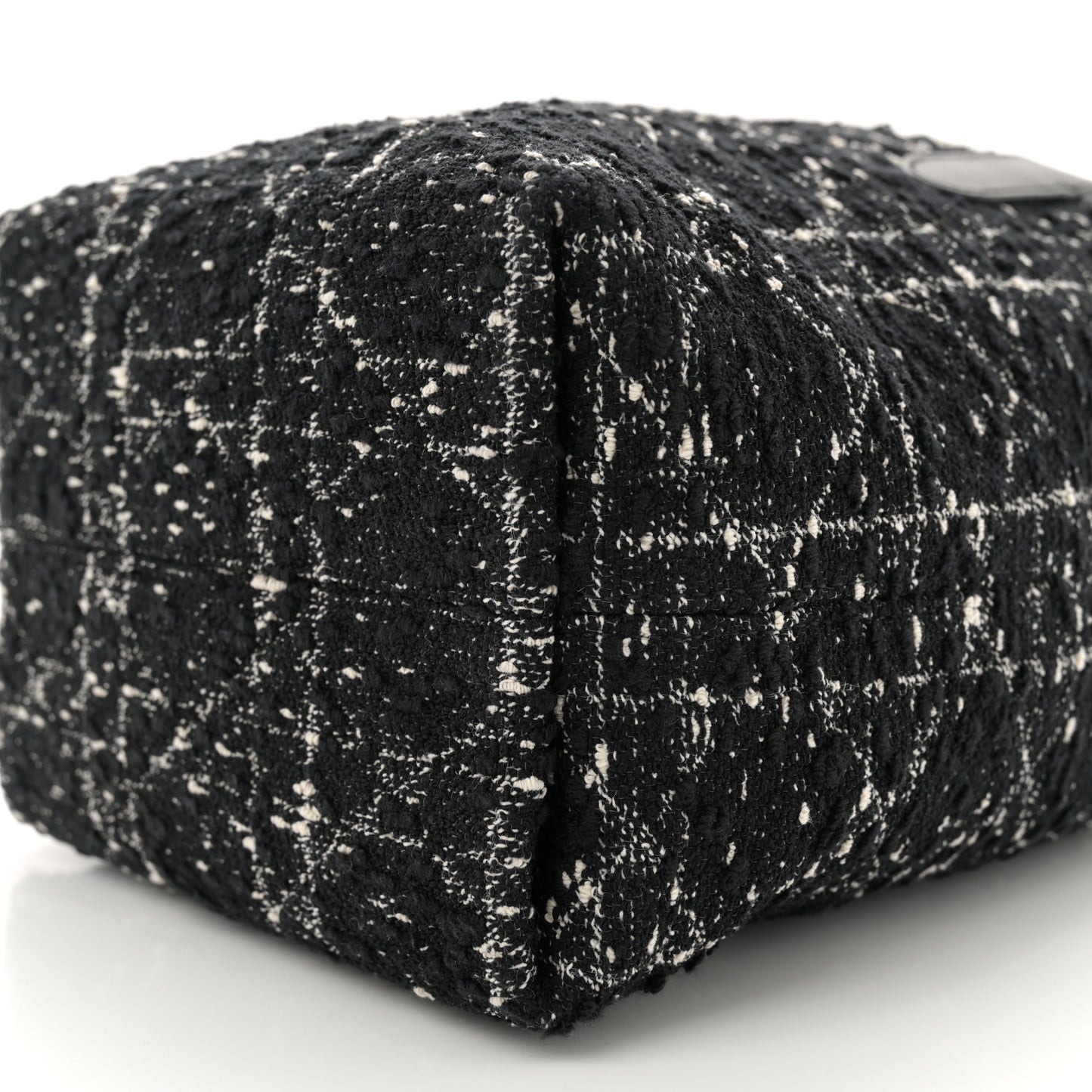 Tweed Cannage Small Vertical Toujours Black