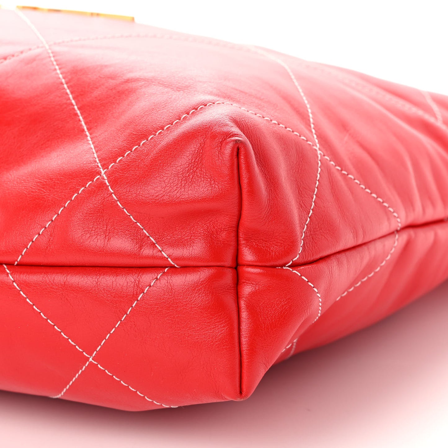 Shiny Calfskin Stitched Quilted Small Chanel 22 Red