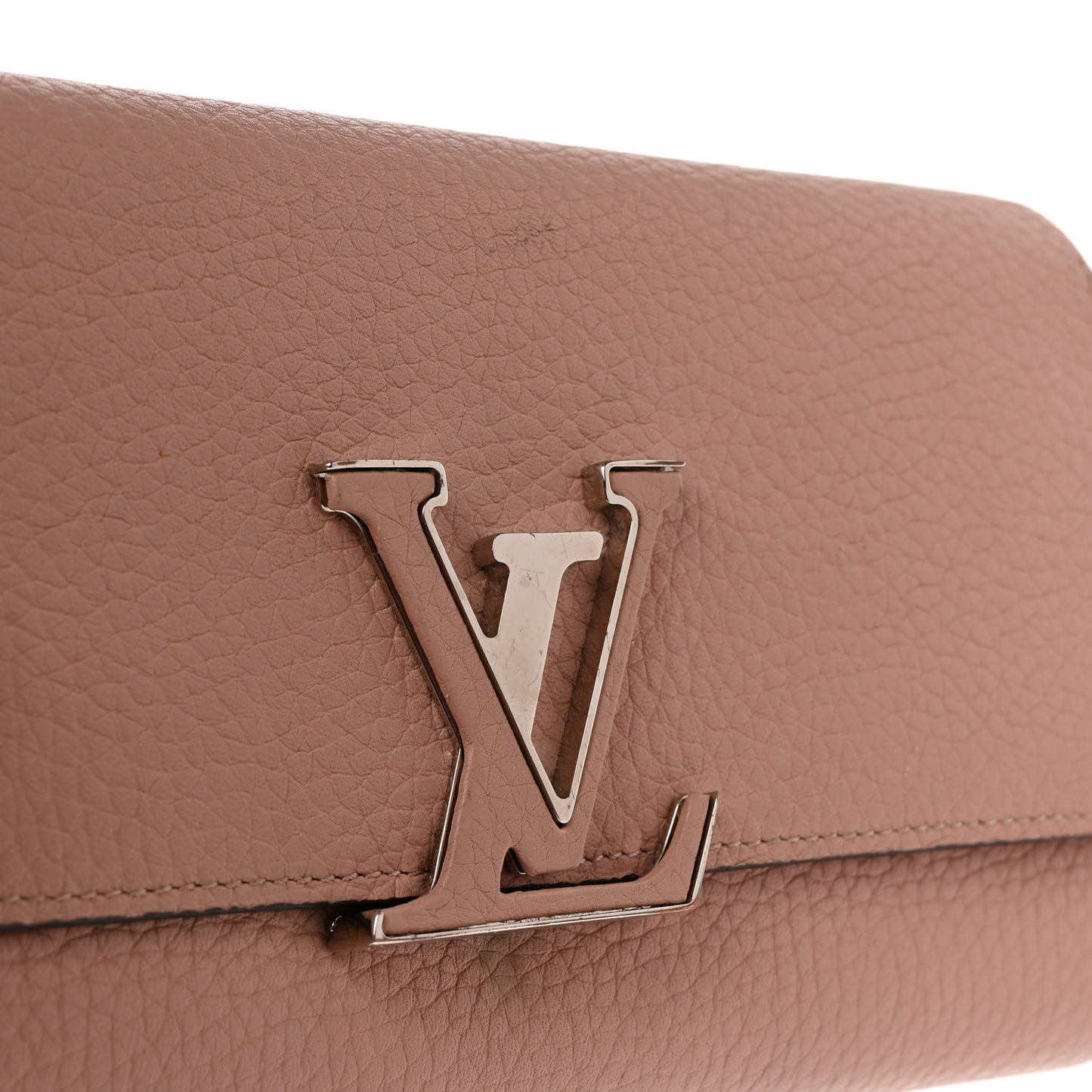Taurillon Capucines Wallet Magnolia